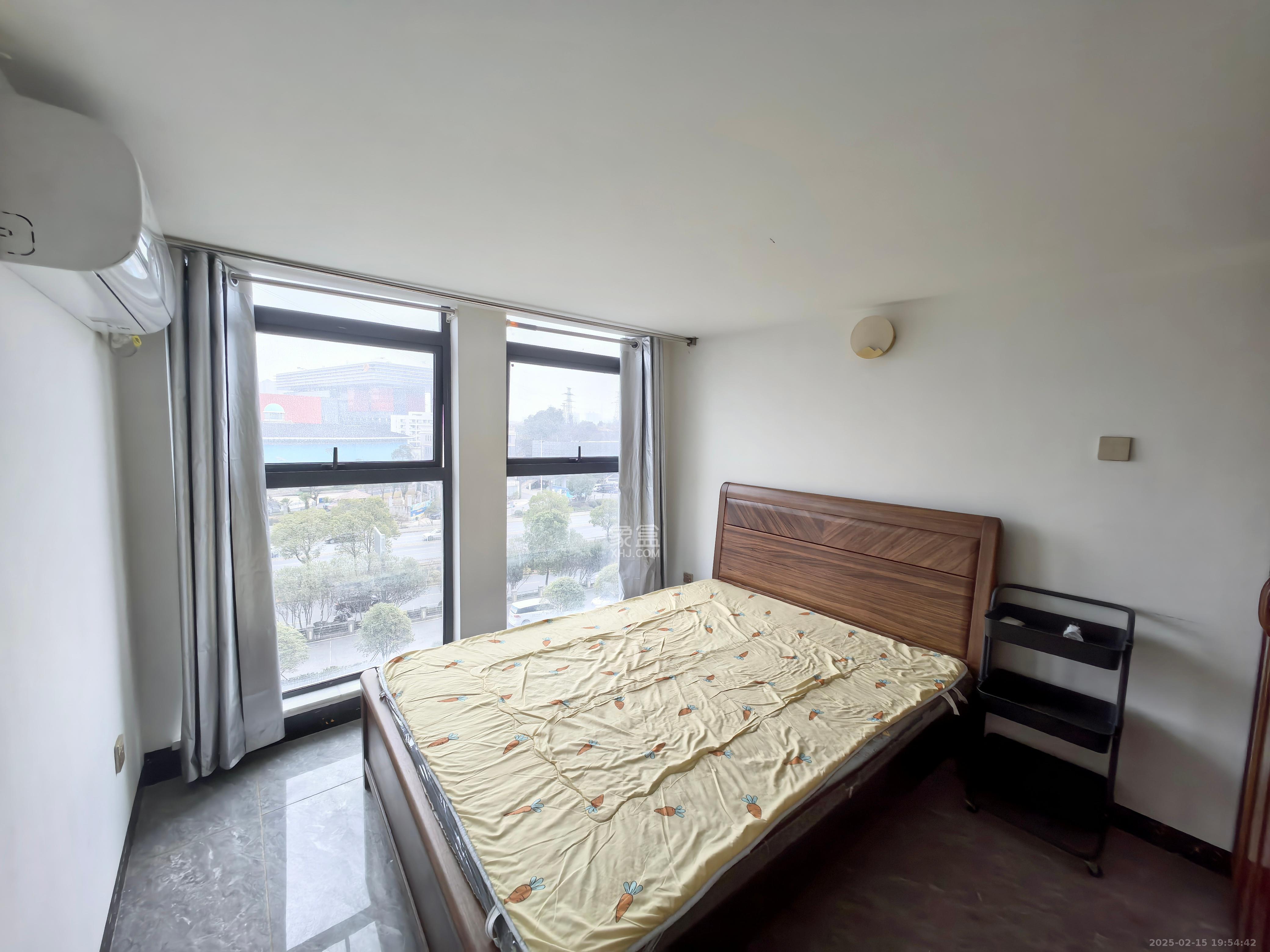 九玺铭城(九玺华府) 1室1厅1卫 2200.0元/月 九玺铭城(九玺华府) 1室1厅1卫 2200.0元/月室内图