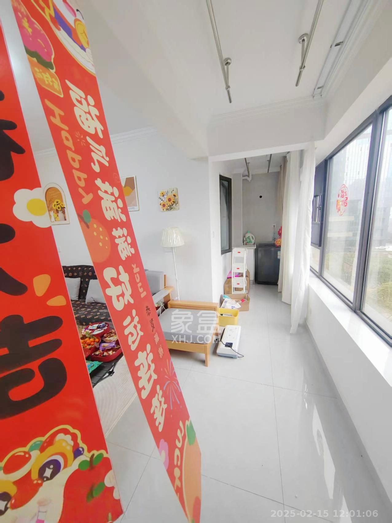 步步高梅溪新天地二期（步步高梅溪嘉苑）  3室2厅2卫   2600.00元/月室内图