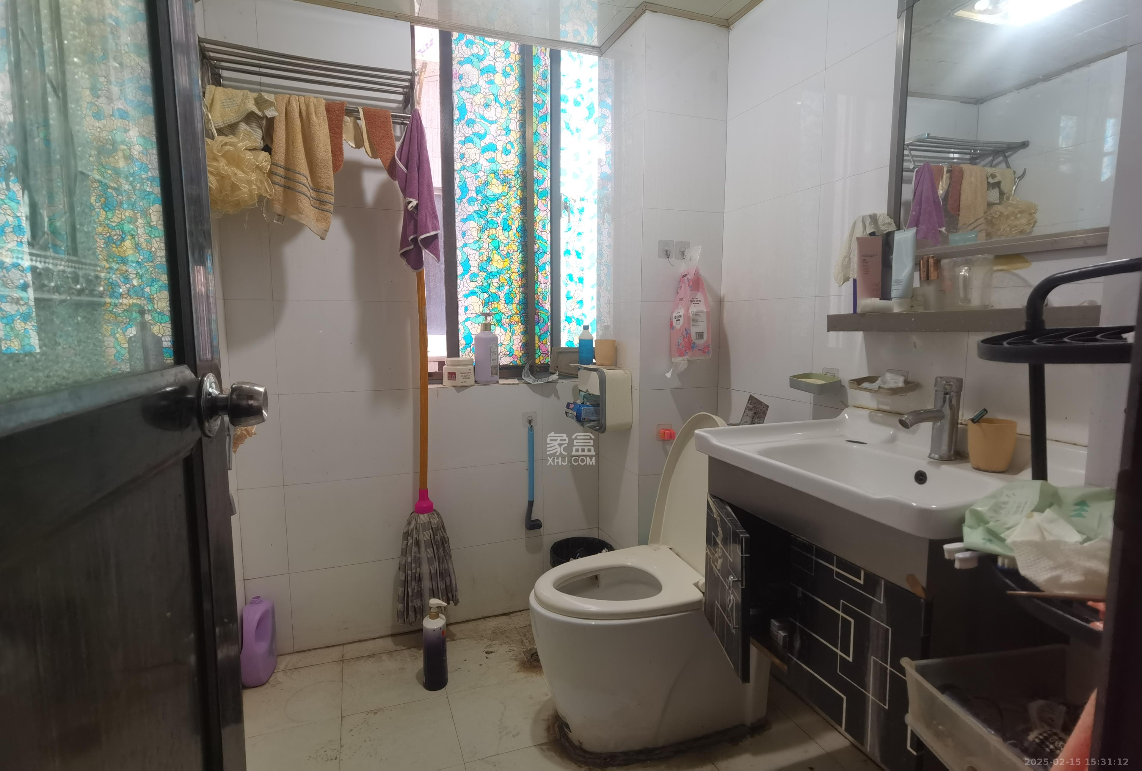 东方银座(东方摩卡)  2室1厅1卫    1800.0元/月 东方银座(东方摩卡)  2室1厅1卫    1800.0元/月室内图