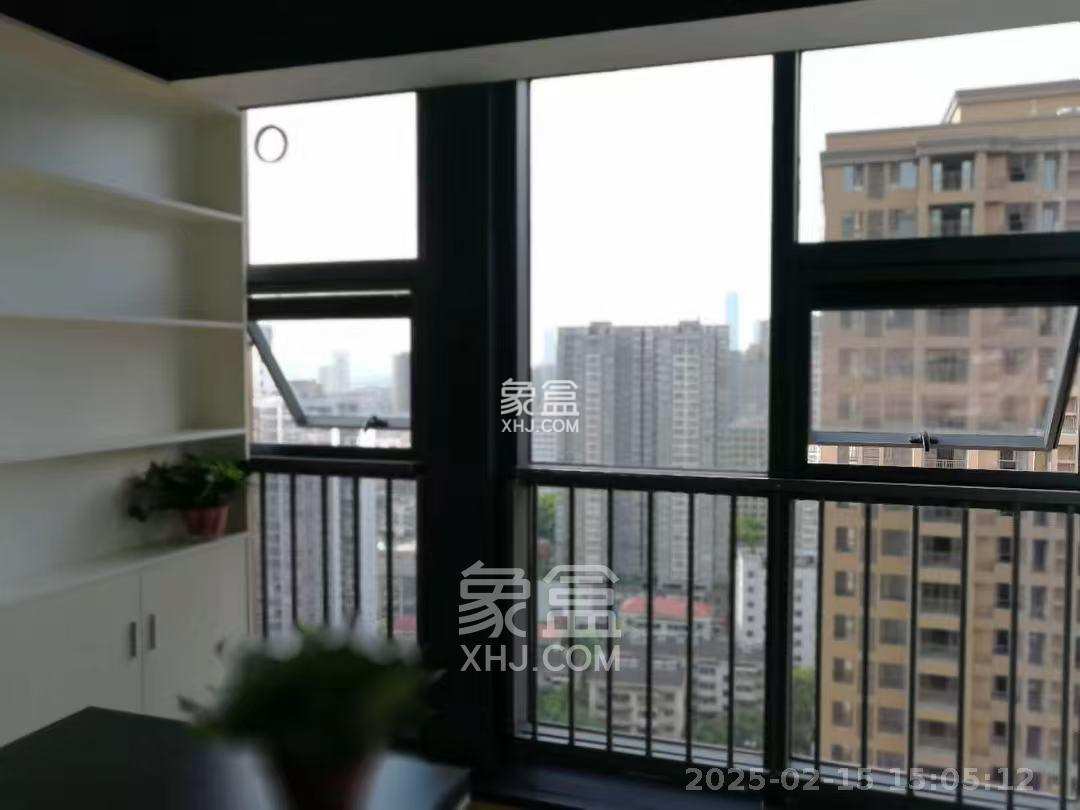 第六都(陆都小区) 1室1厅1卫 4200.0元/月 第六都(陆都小区) 1室1厅1卫 4200.0元/月室内图