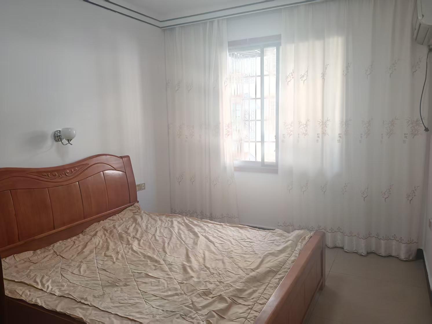 富桥市场 3室1厅1卫 1000.0元/月 富桥市场 3室1厅1卫 1000.0元/月室内图