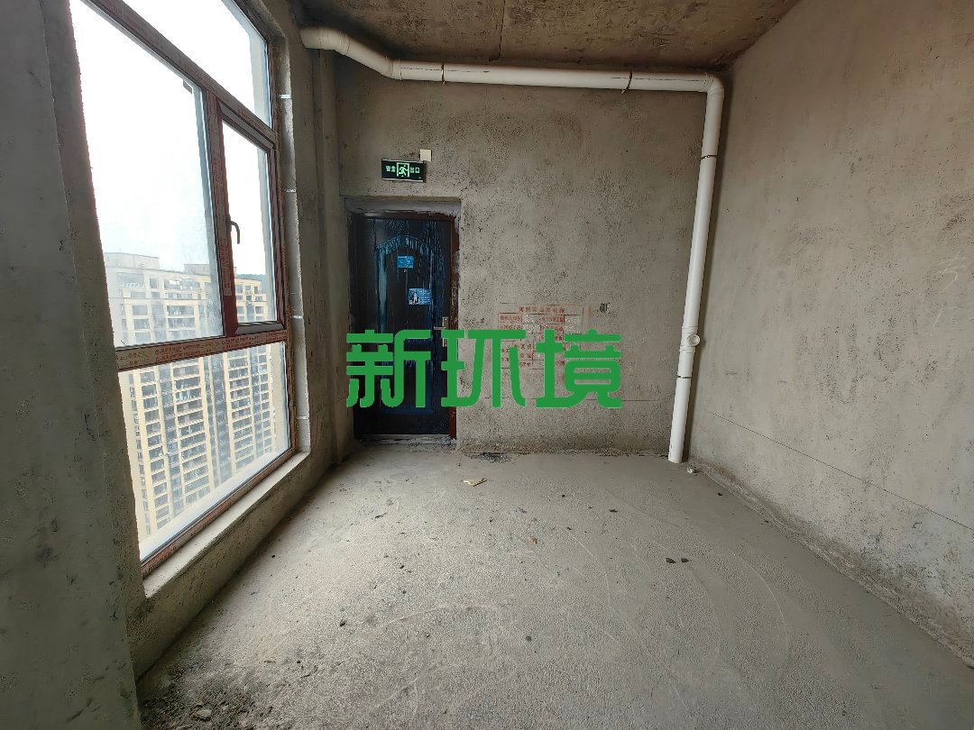 韦斯特城市花园 4室2厅2卫 82.0万 韦斯特城市花园 4室2厅2卫 82.0万客厅