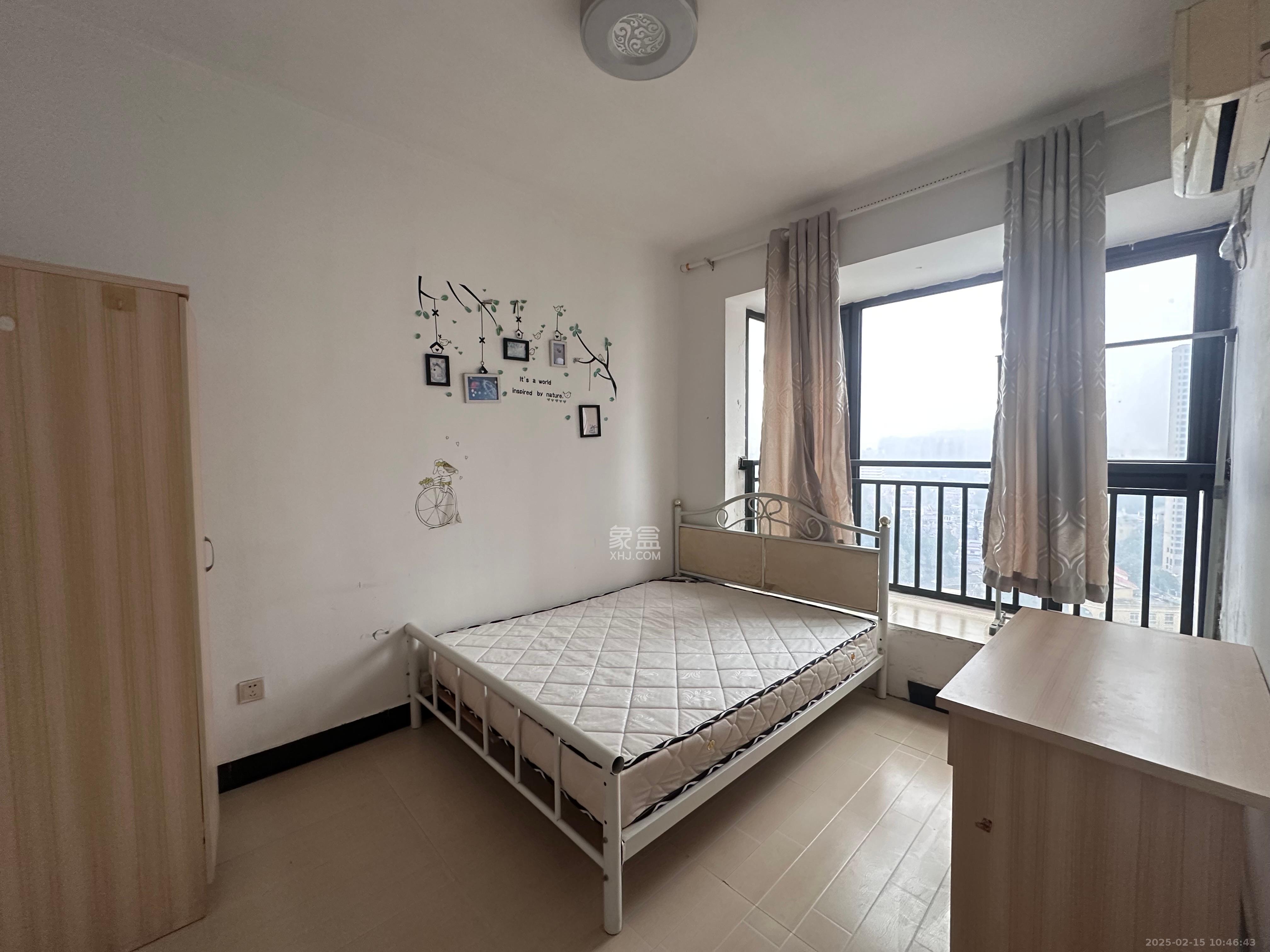 藏珑湖上国际花园 4室2厅2卫 3000.0元/月 藏珑湖上国际花园 4室2厅2卫 3000.0元/月室内图