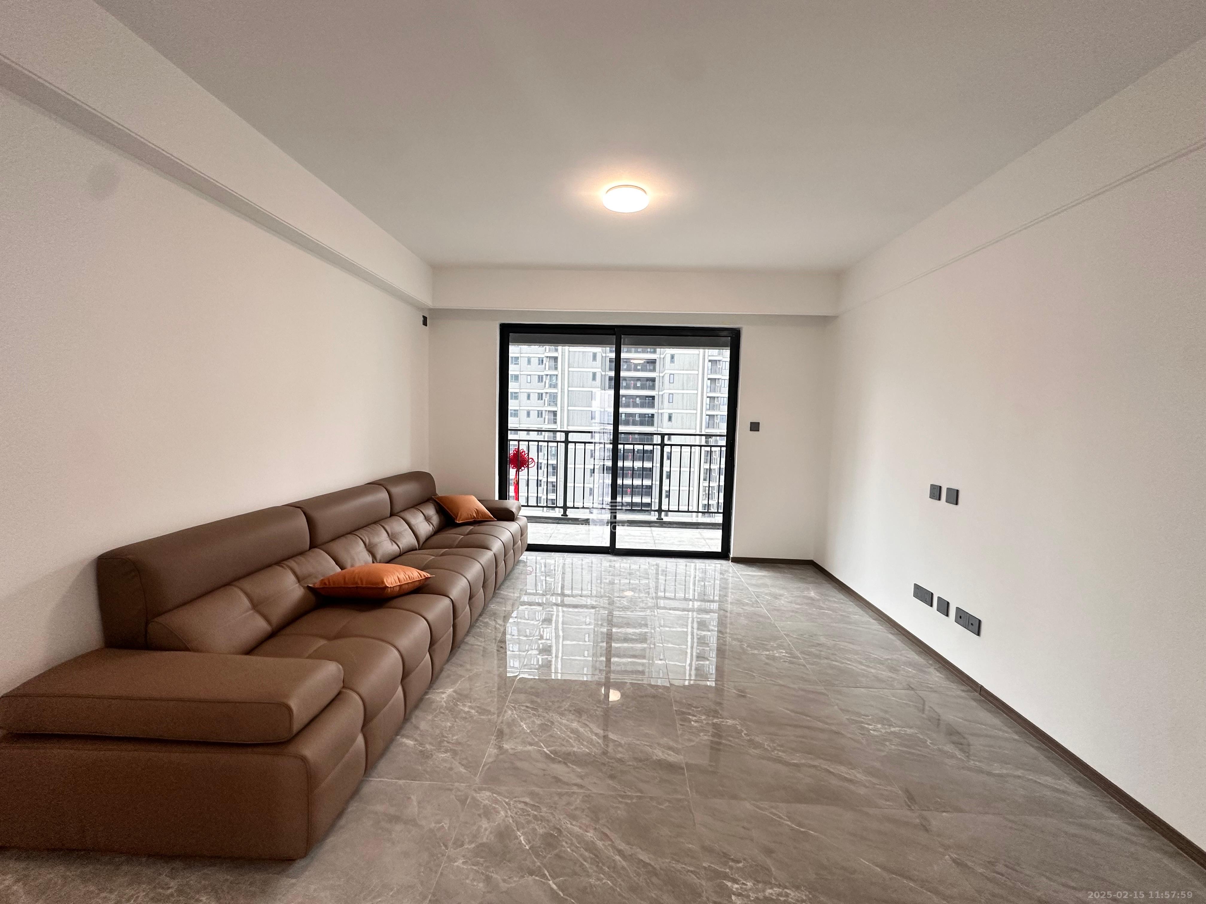 百世云境  4室2厅1卫    3500.0元/月 百世云境  4室2厅1卫    3500.0元/月室内图