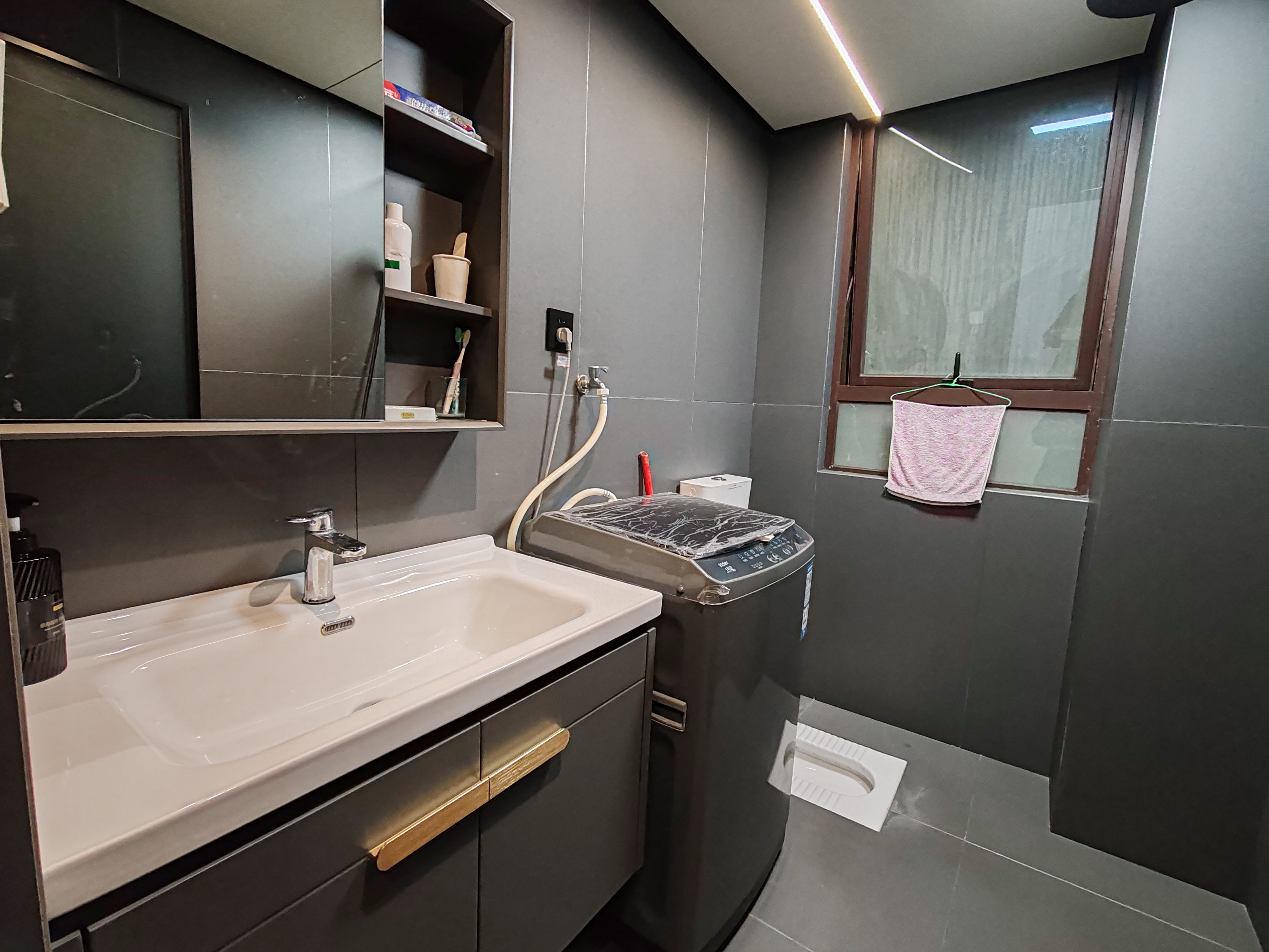 德大揽胜 3室2厅2卫 2280.0元/月 德大揽胜 3室2厅2卫 2280.0元/月室内图