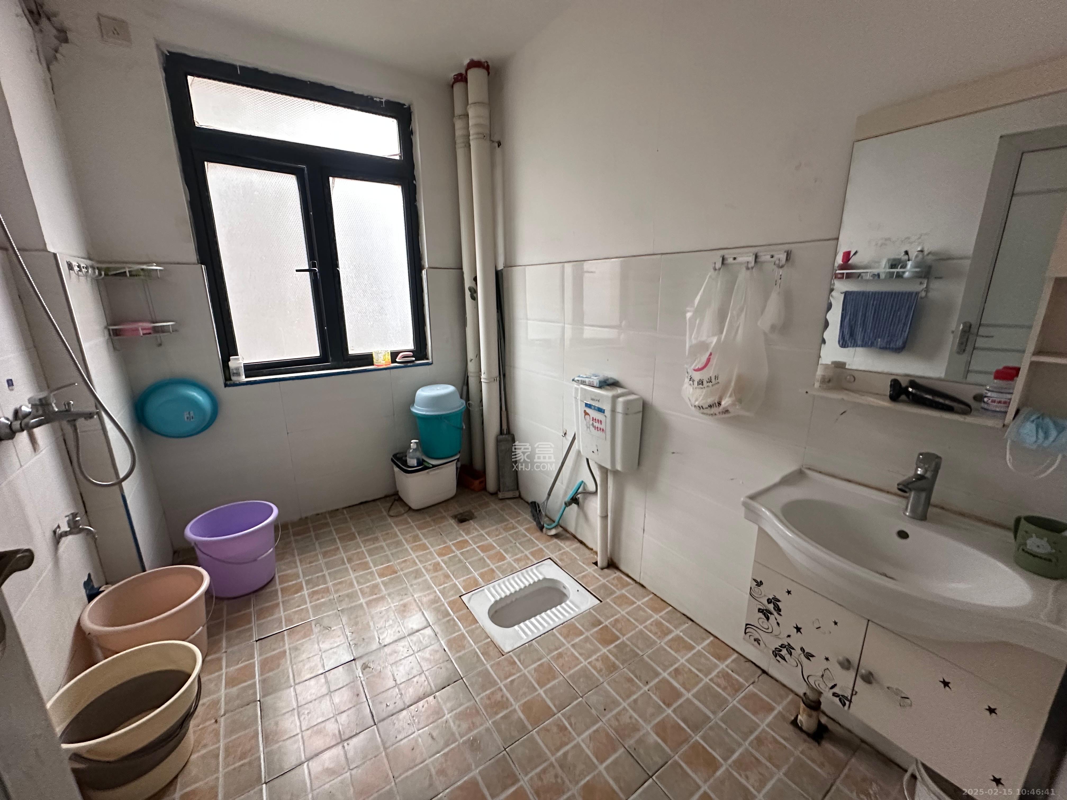 藏珑湖上国际花园 4室2厅2卫 3000.0元/月 藏珑湖上国际花园 4室2厅2卫 3000.0元/月室内图