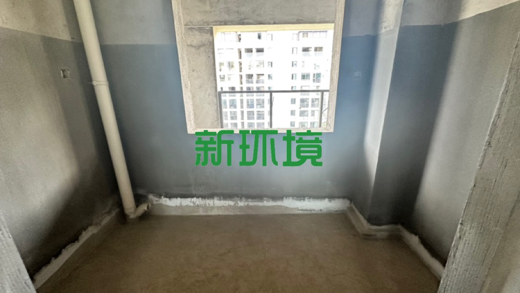 江与城  4室2厅2卫   101.00万厨房