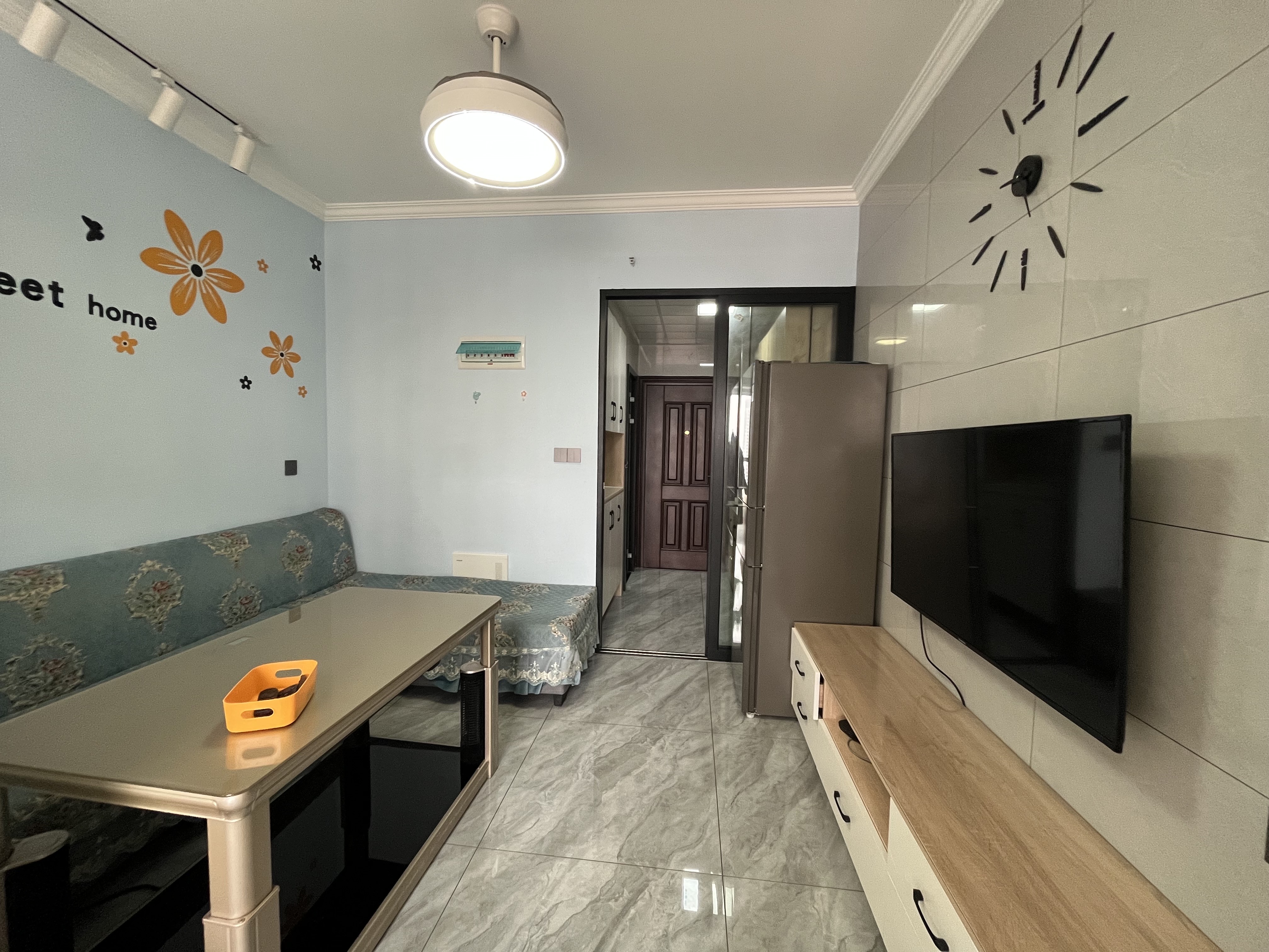 鸿浩达吉星广场(秀石街)  1室1厅1卫    1000.0元/月室内图