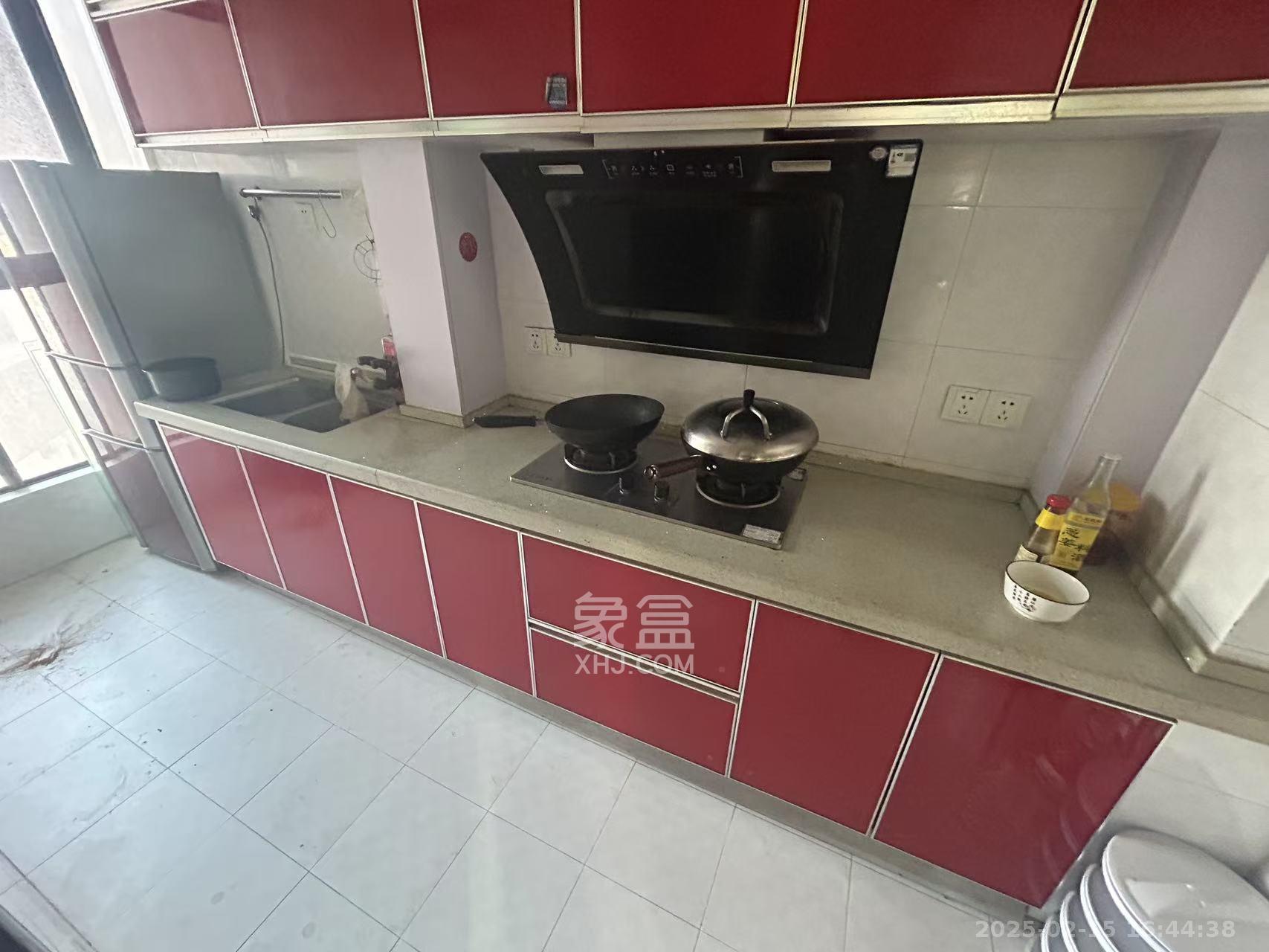 上海城小区  3室2厅1卫   2100.00元/月室内图