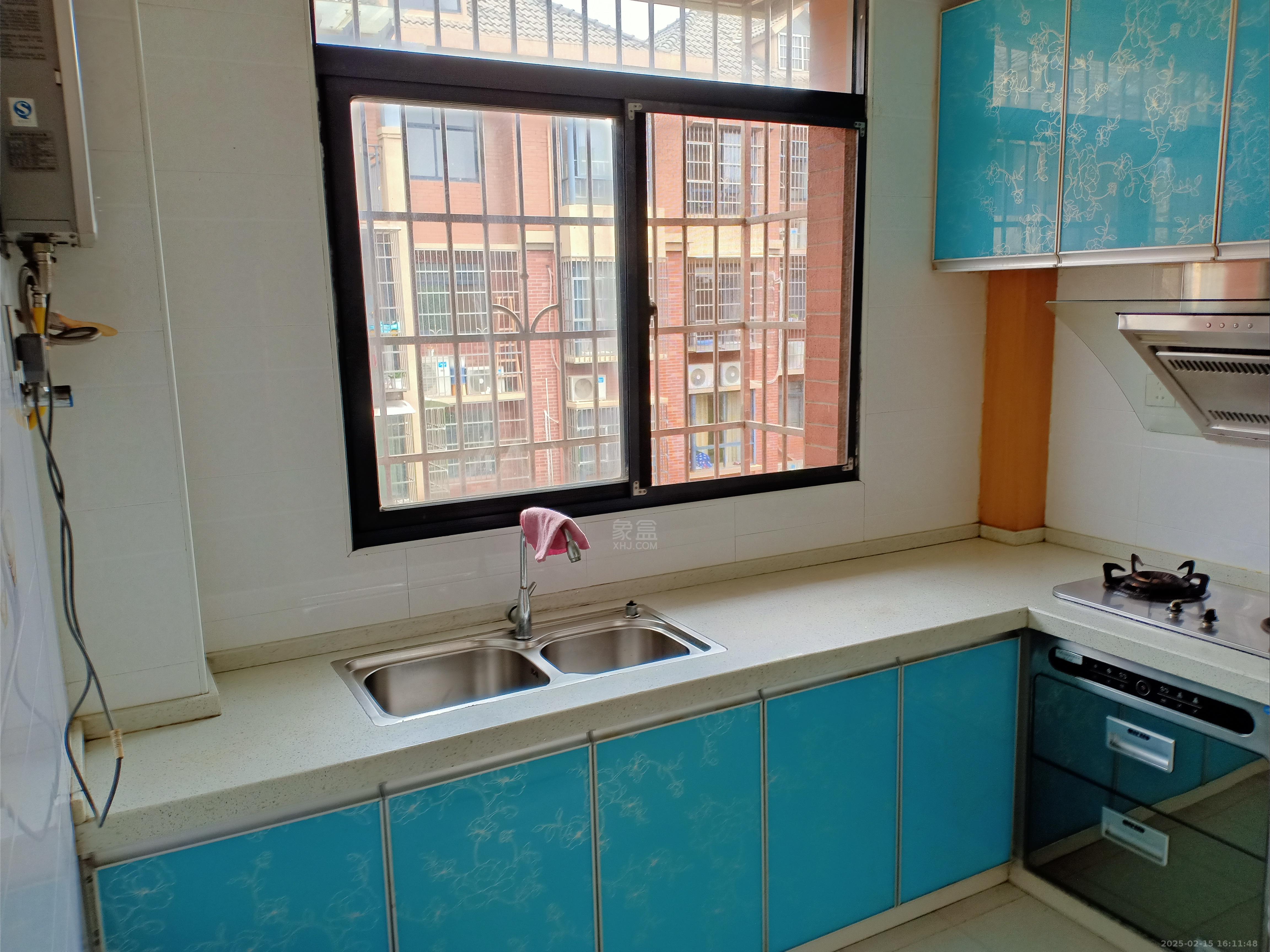 湘湾A区 2室2厅1卫 1200.0元/月 湘湾A区 2室2厅1卫 1200.0元/月室内图