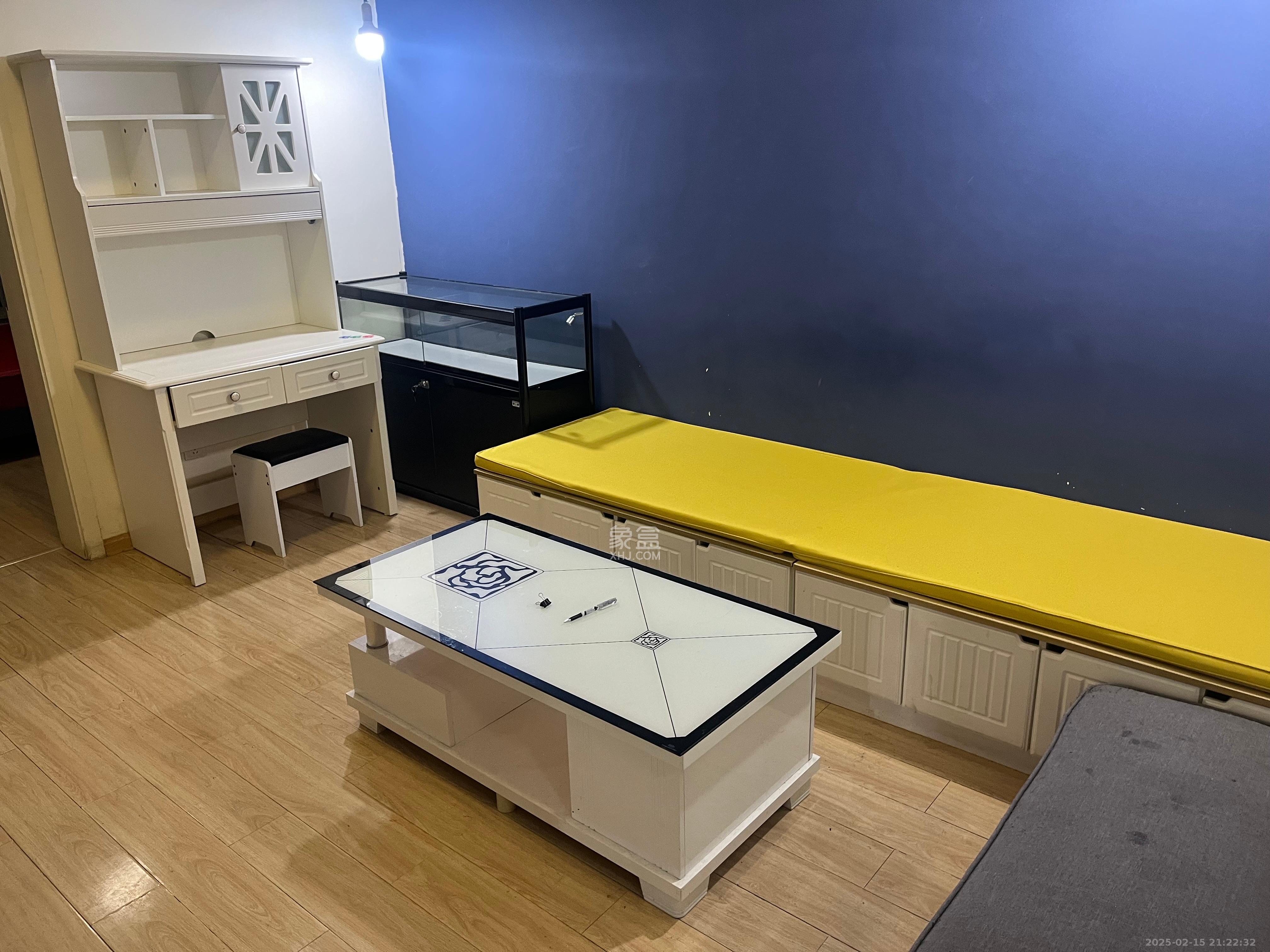 万芙锦城  1室1厅1卫   1400.00元/月室内图