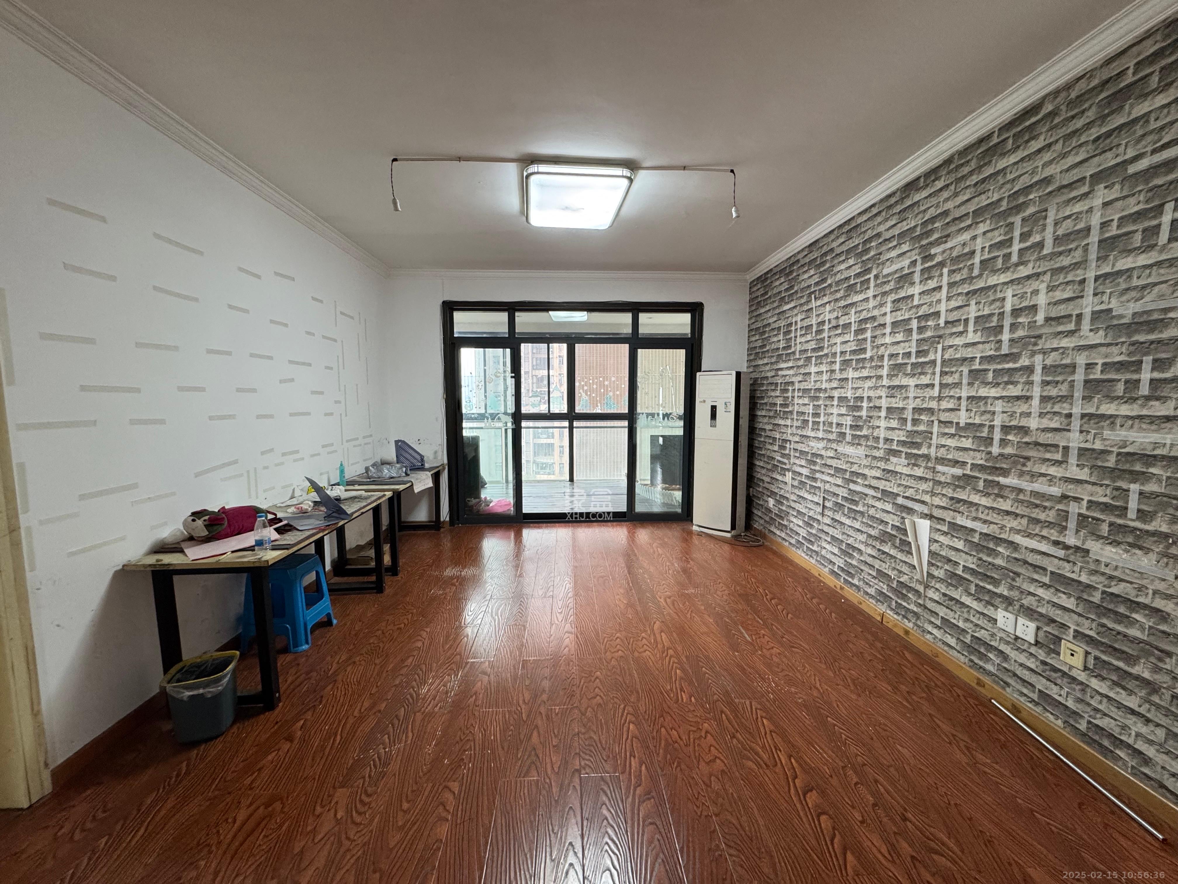 藏珑湖上国际花园 4室2厅2卫 3200.0元/月 藏珑湖上国际花园 4室2厅2卫 3200.0元/月室内图