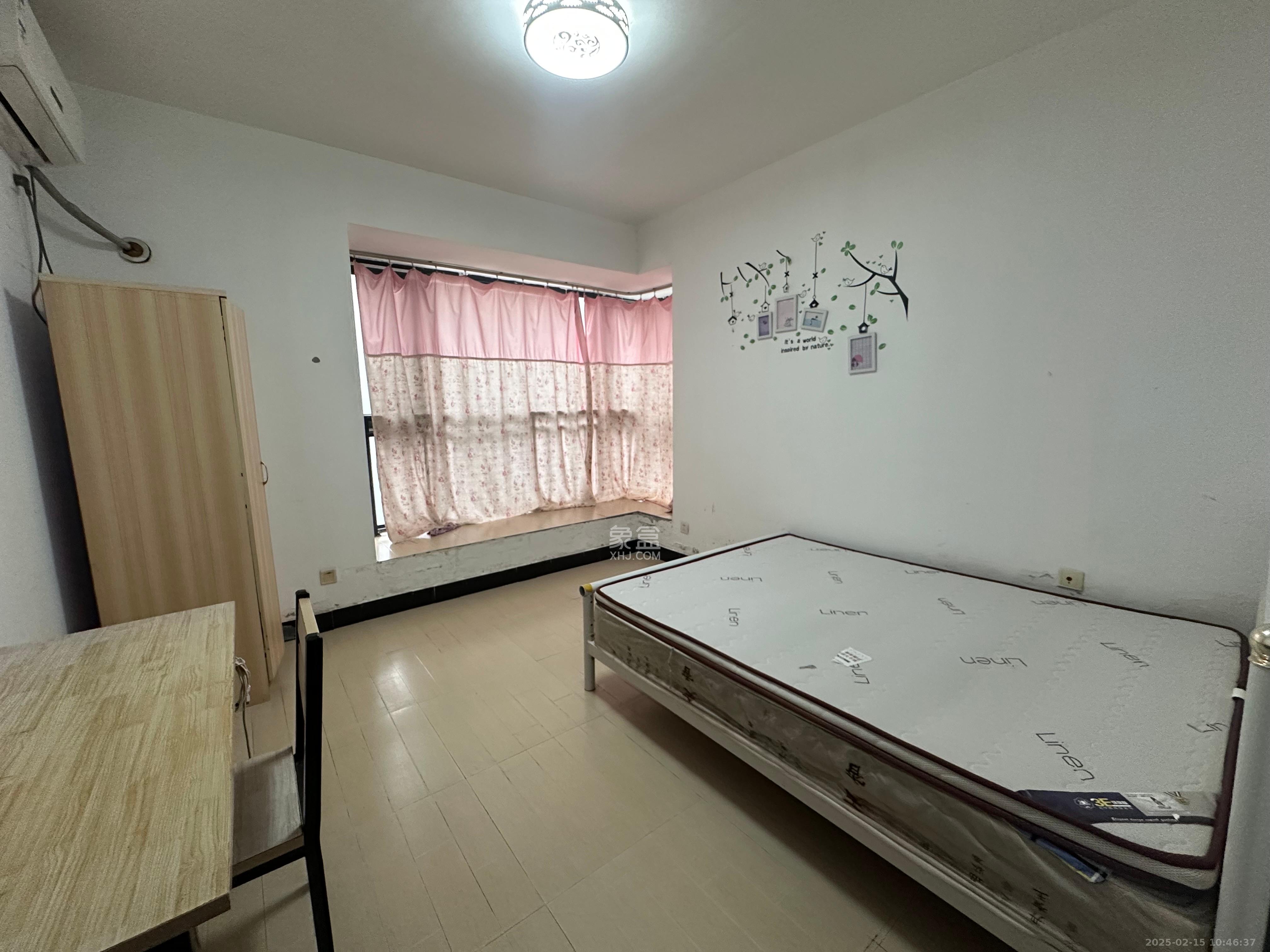 藏珑湖上国际花园 4室2厅2卫 3000.0元/月 藏珑湖上国际花园 4室2厅2卫 3000.0元/月室内图