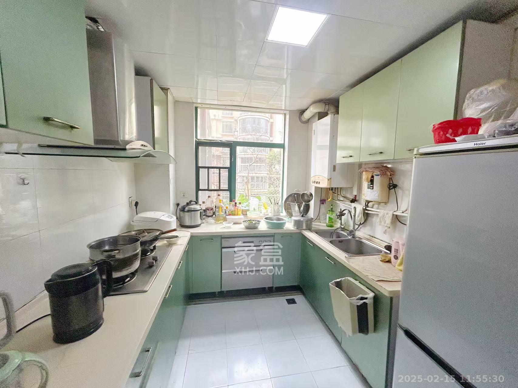 美林景园 3室2厅2卫 3500.0元/月 美林景园 3室2厅2卫 3500.0元/月室内图