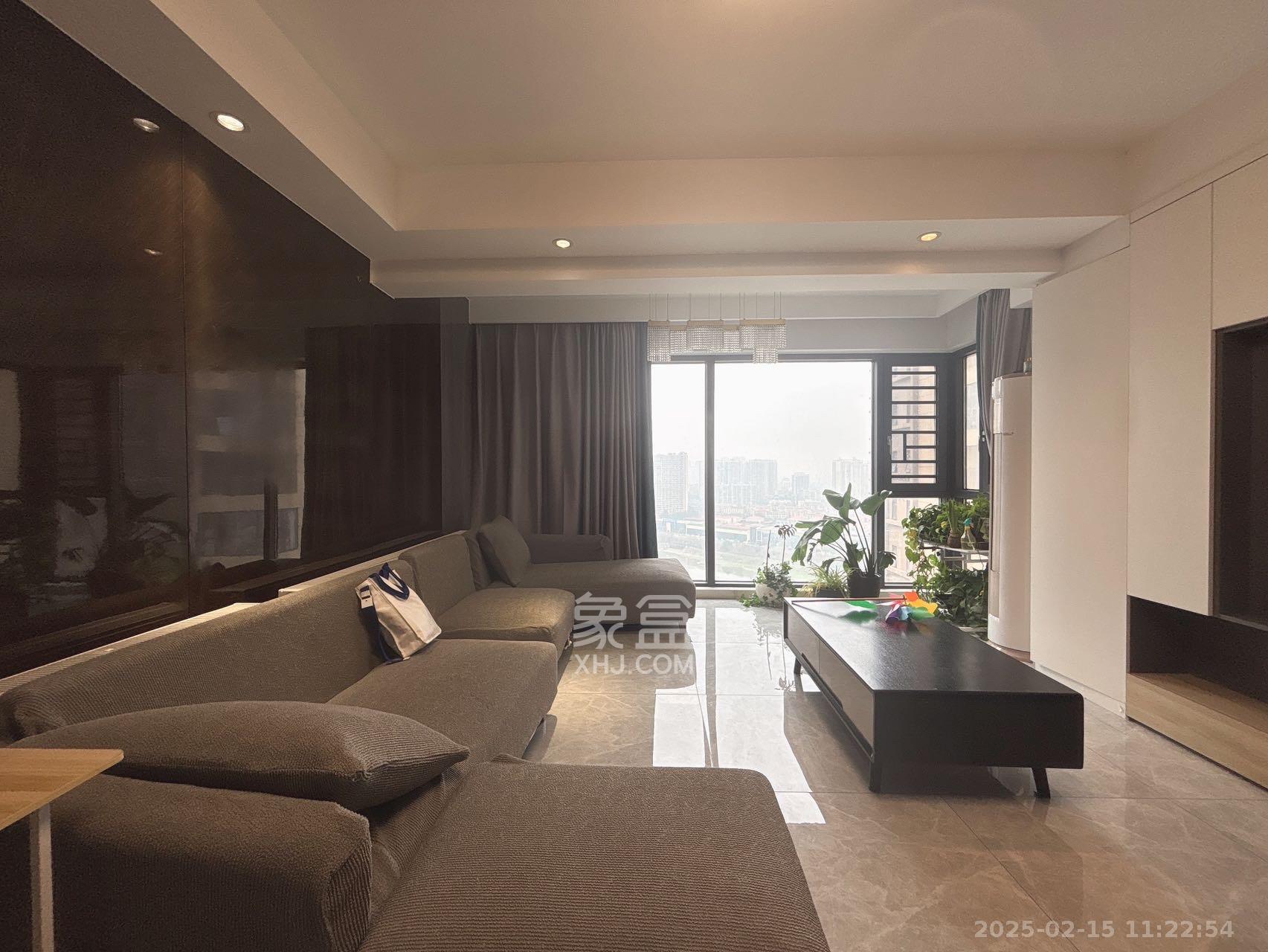 北辰三角洲C3区  5室2厅3卫    7200.0元/月 北辰三角洲C3区  5室2厅3卫    7200.0元/月室内图