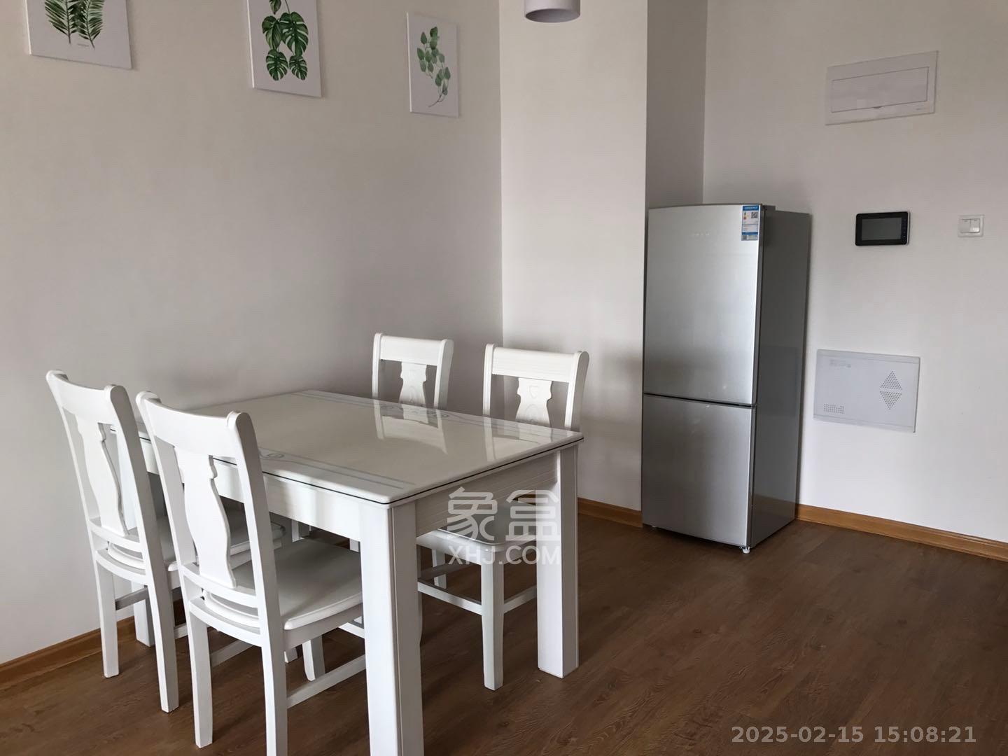 中建信和城  3室1厅1卫   2600.00元/月室内图