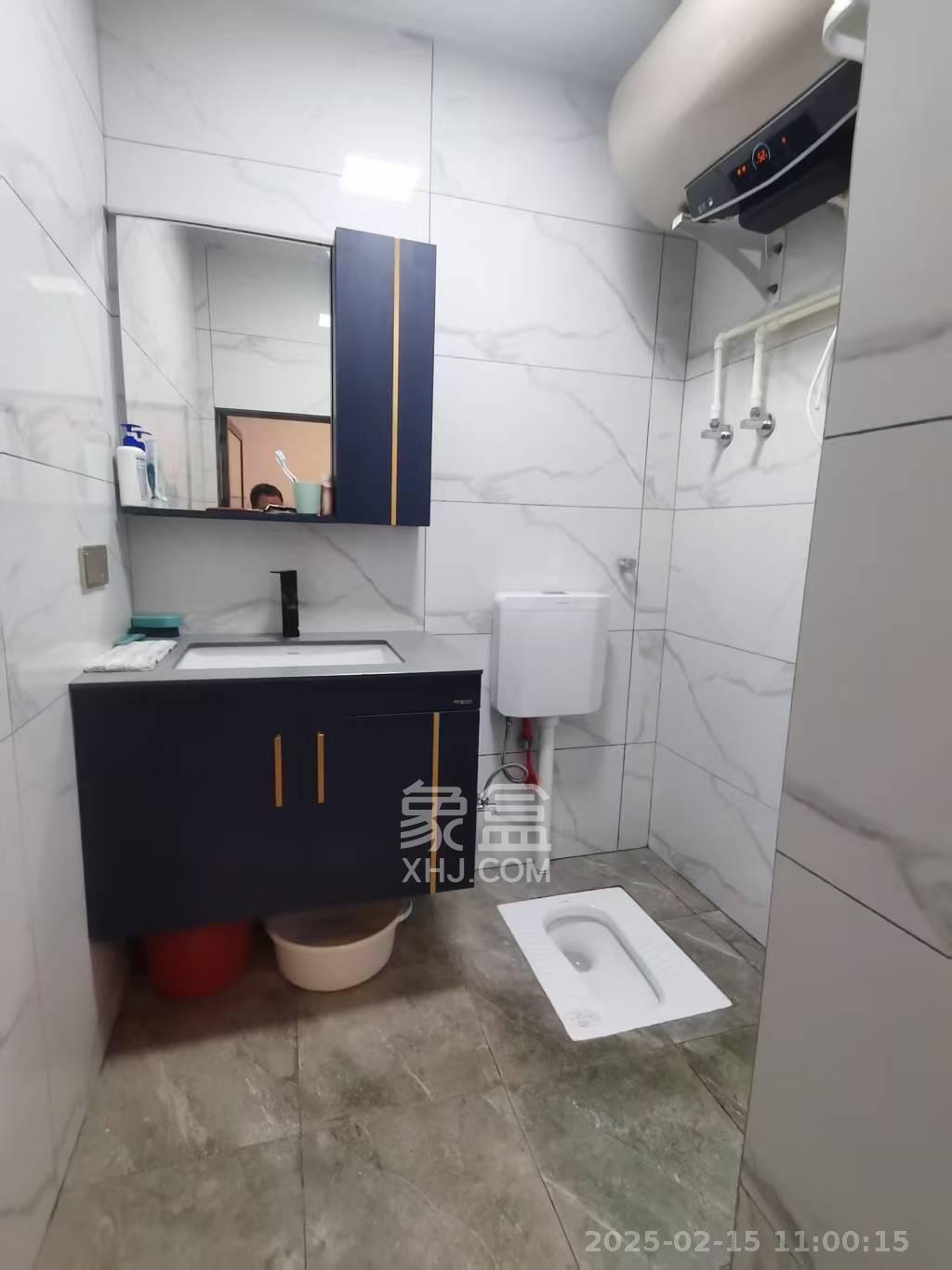 世茂铂曼 1室1厅1卫 2600.0元/月 世茂铂曼 1室1厅1卫 2600.0元/月室内图