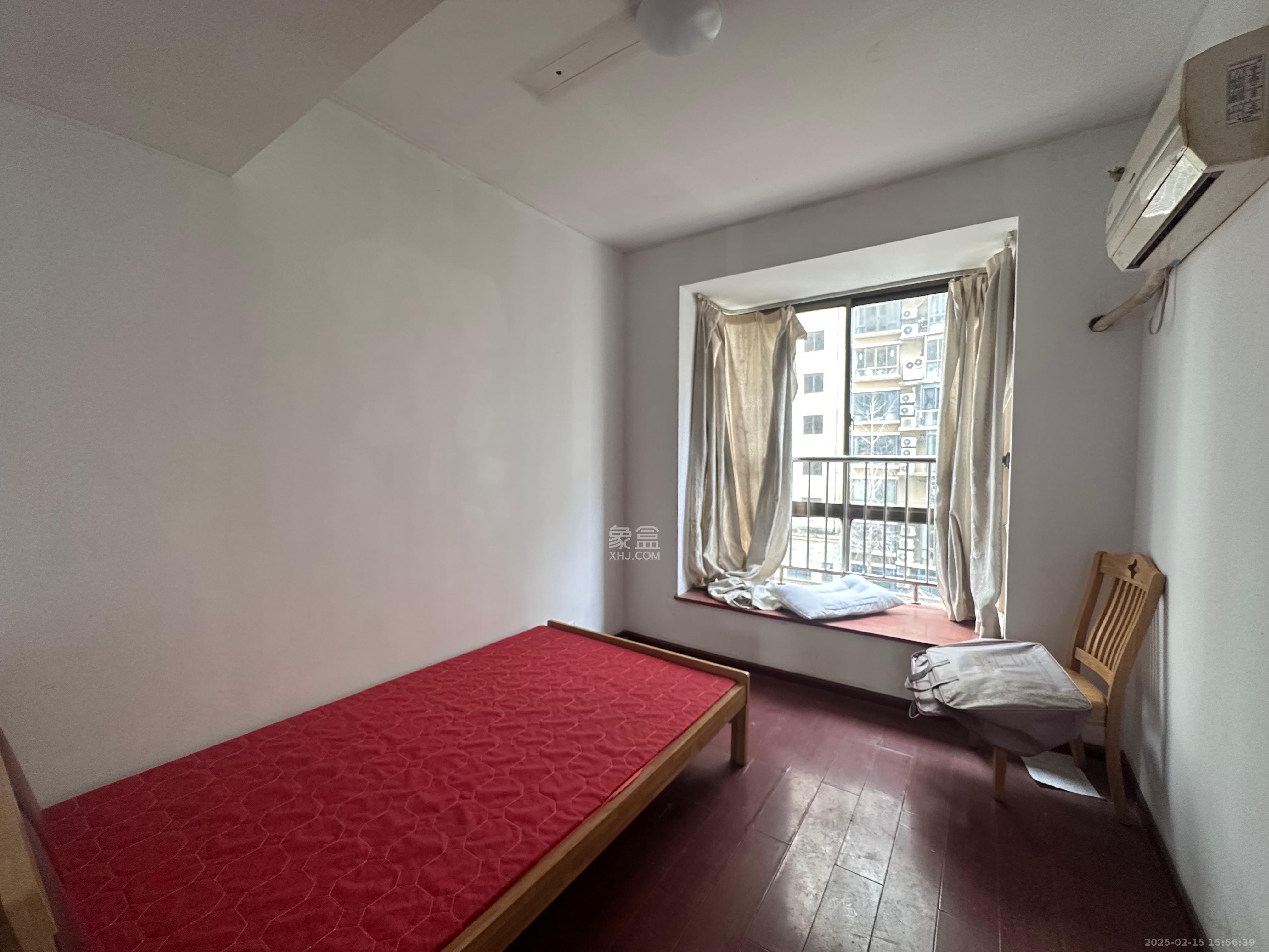 金色比华利 3室2厅2卫 2600.0元/月 金色比华利 3室2厅2卫 2600.0元/月室内图