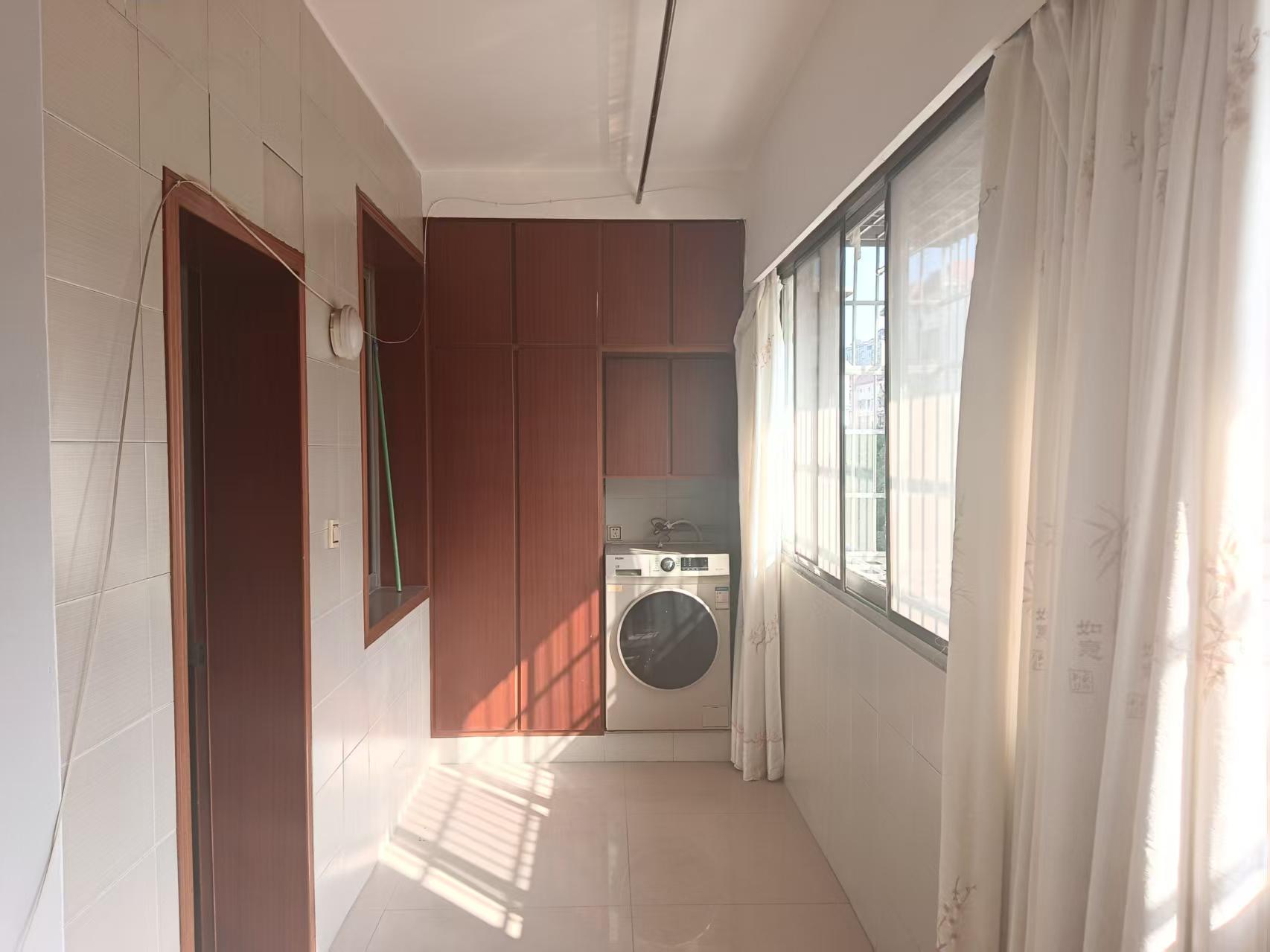 富桥市场 3室1厅1卫 1000.0元/月 富桥市场 3室1厅1卫 1000.0元/月室内图