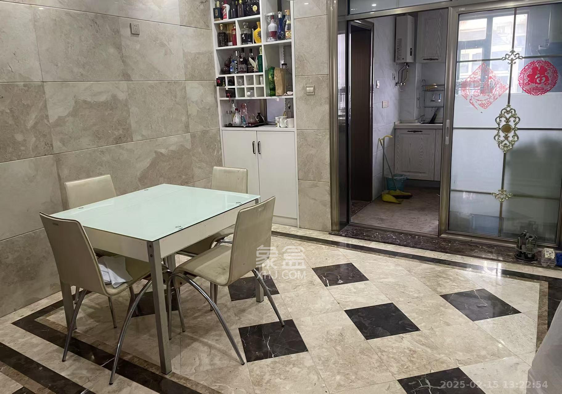 银桂苑 3室2厅2卫 3000.0元/月 银桂苑 3室2厅2卫 3000.0元/月室内图