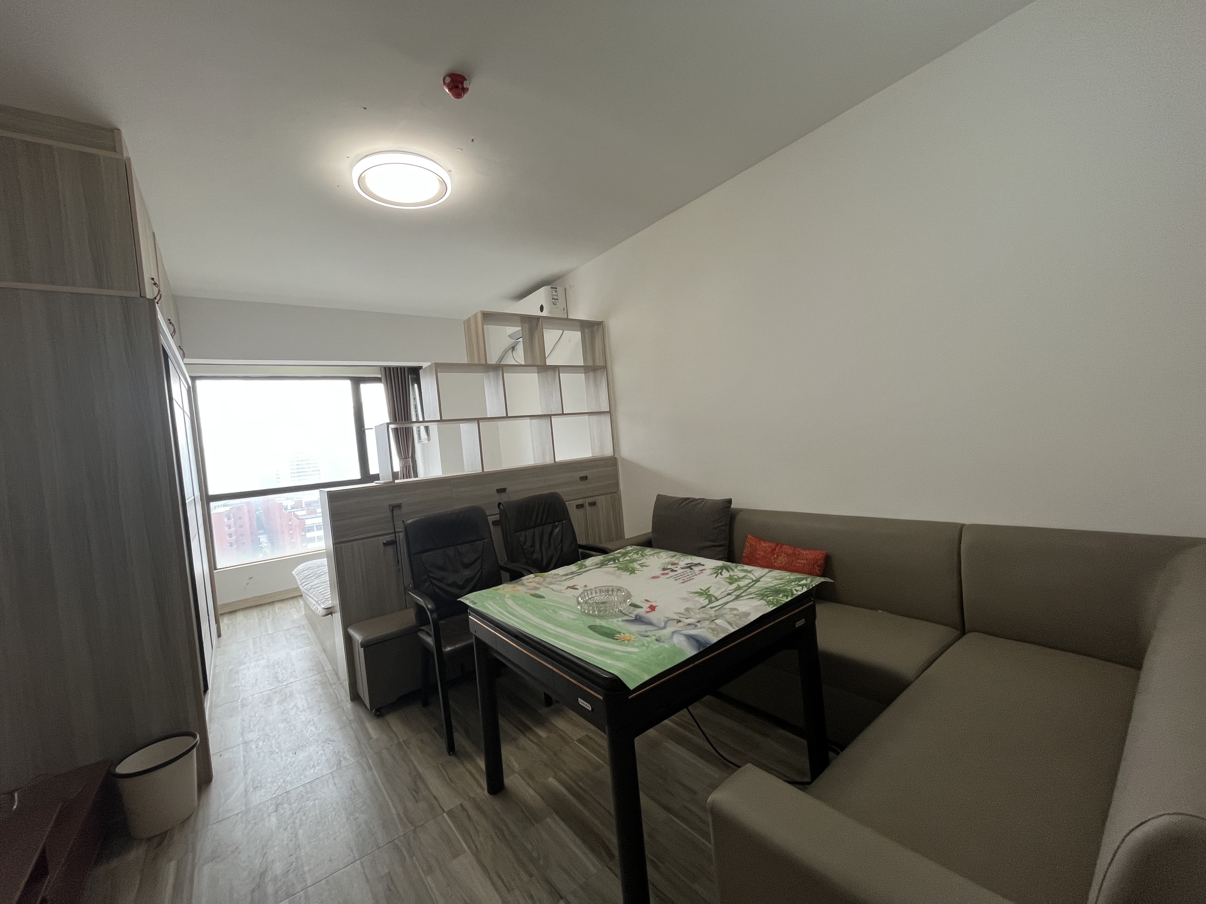 盛世时代广场  1室1厅1卫    1100.0元/月室内图