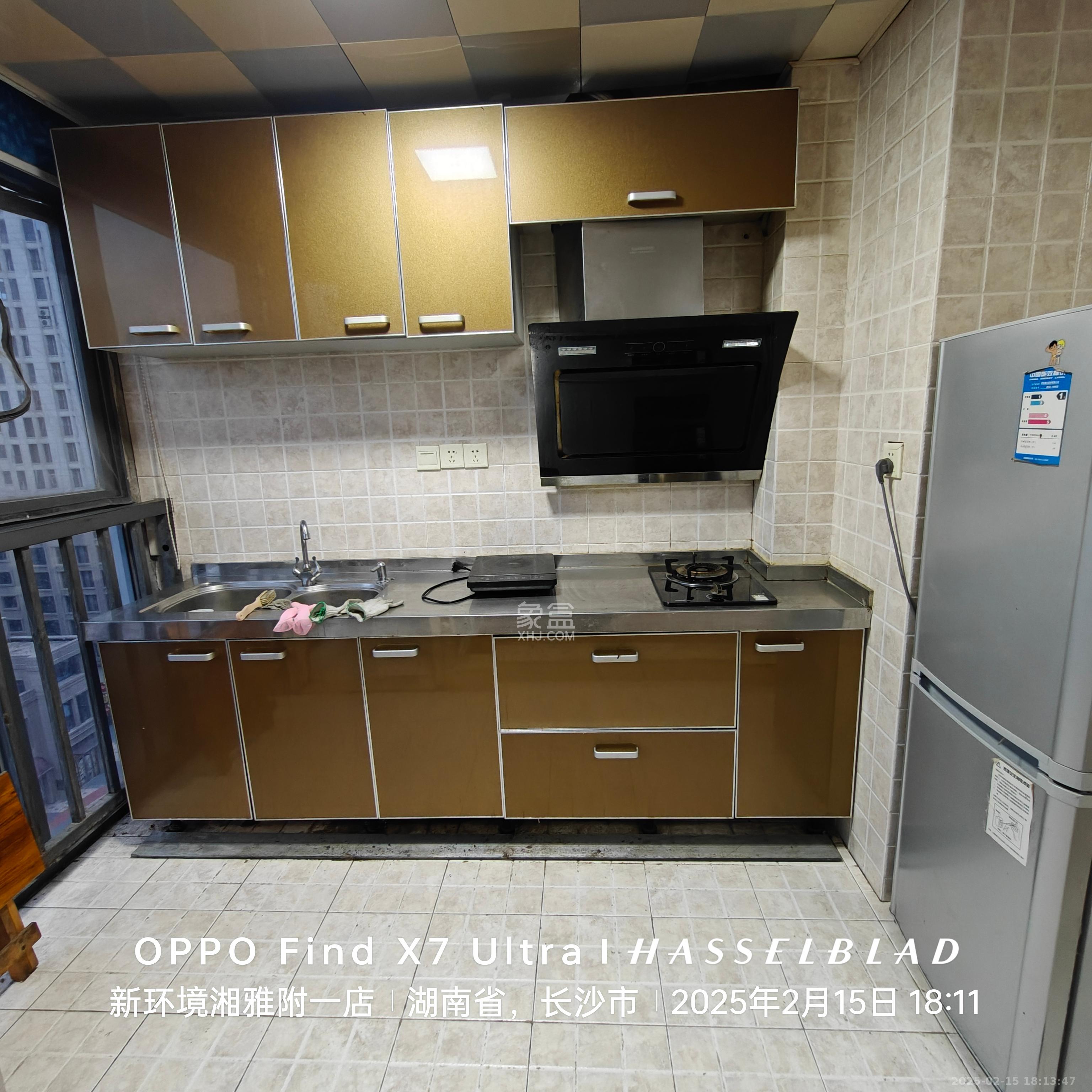 新时代广场  1室1厅1卫   1800.00元/月室内图