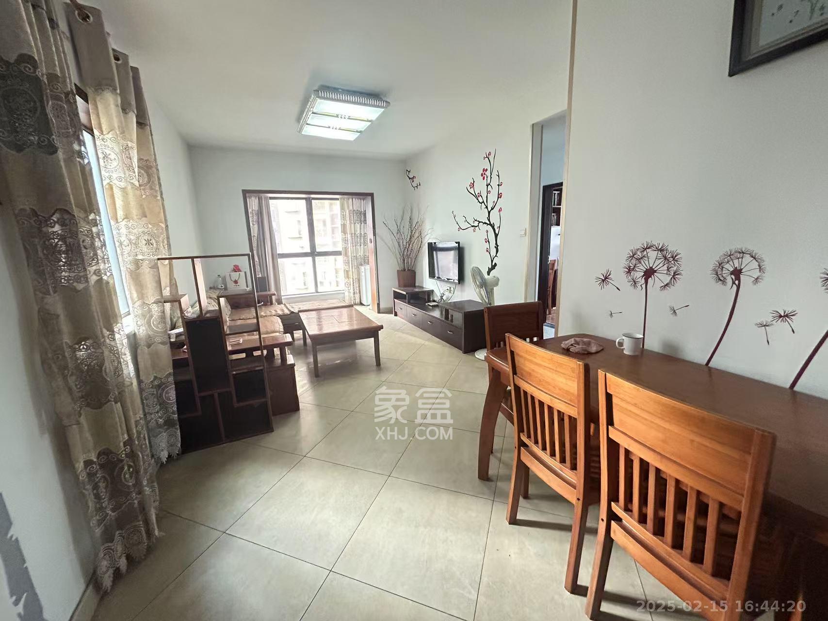 上海城小区 3室2厅1卫 1600.0元/月 上海城小区 3室2厅1卫 1600.0元/月室内图