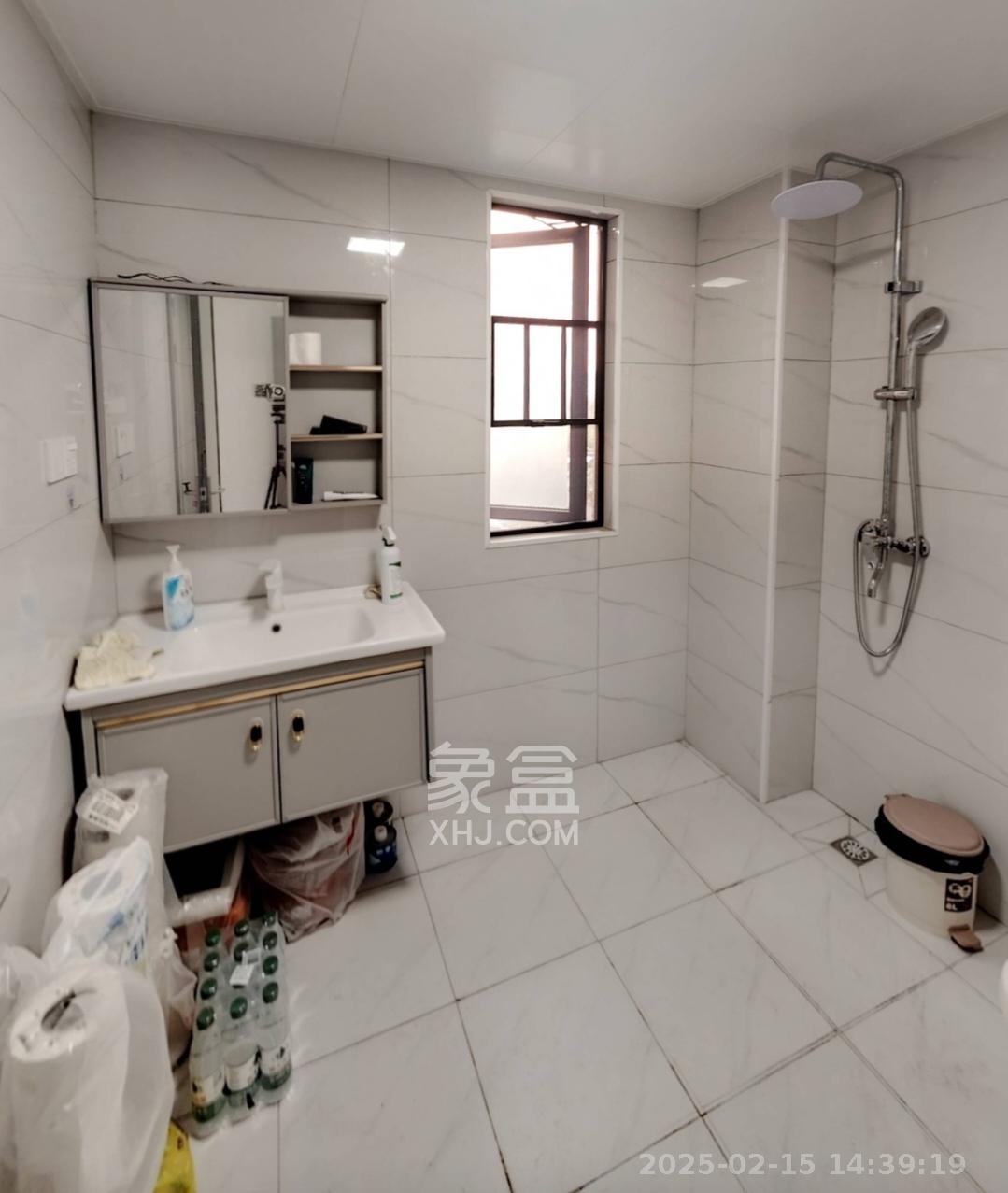 德奥悦东方 4室2厅2卫 3500.0元/月 德奥悦东方 4室2厅2卫 3500.0元/月室内图