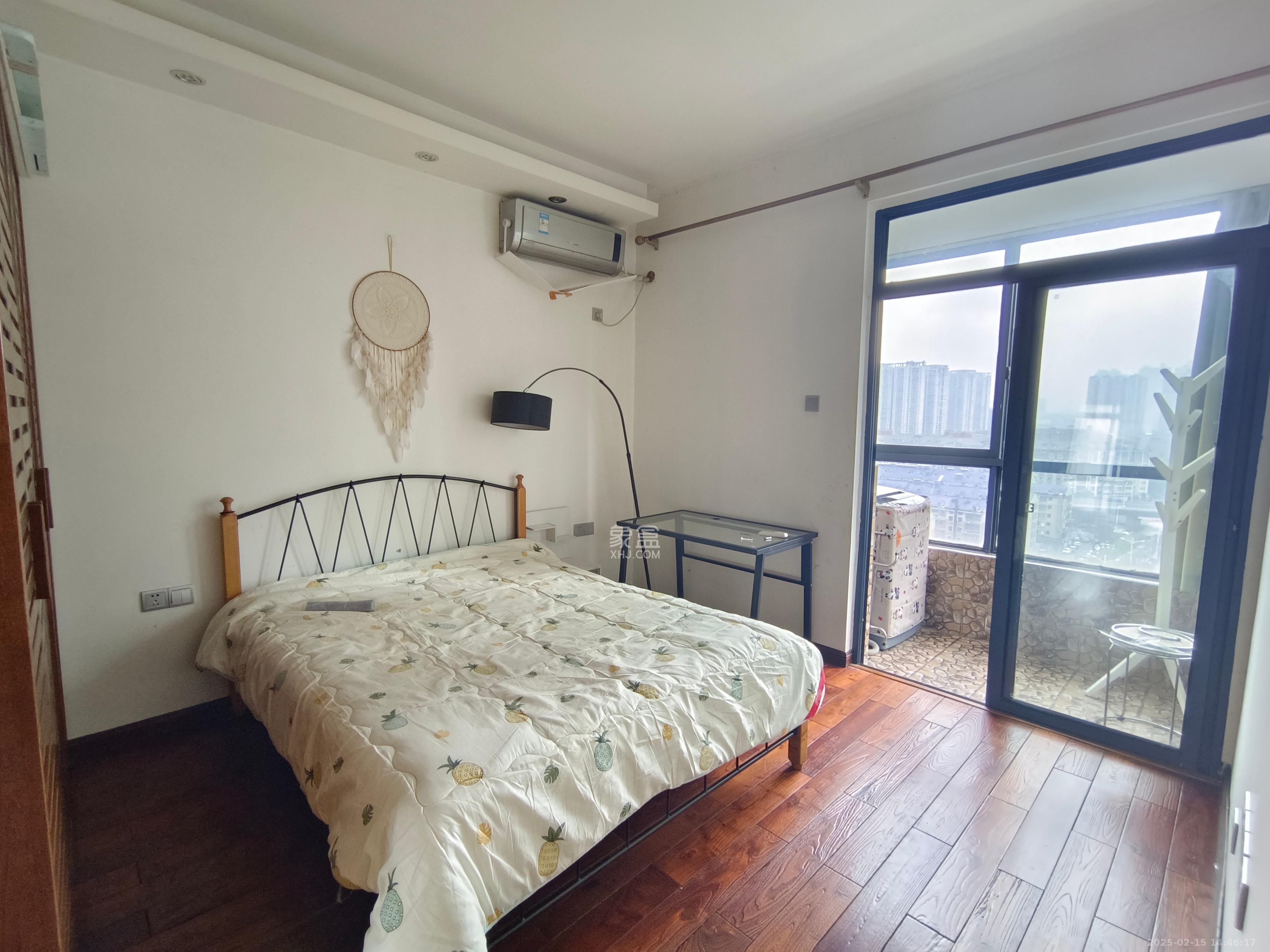 湘江世纪城悦江苑  1室1厅1卫    1650.0元/月 湘江世纪城悦江苑  1室1厅1卫    1650.0元/月室内图