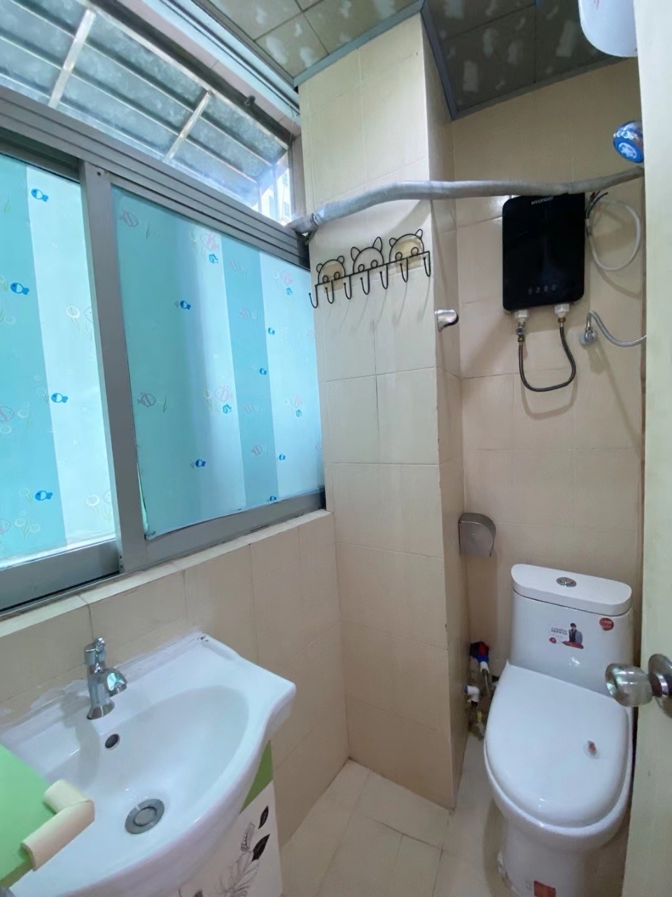 诚泰大厦  1室1厅1卫    41.0万 诚泰大厦  1室1厅1卫    41.0万客厅