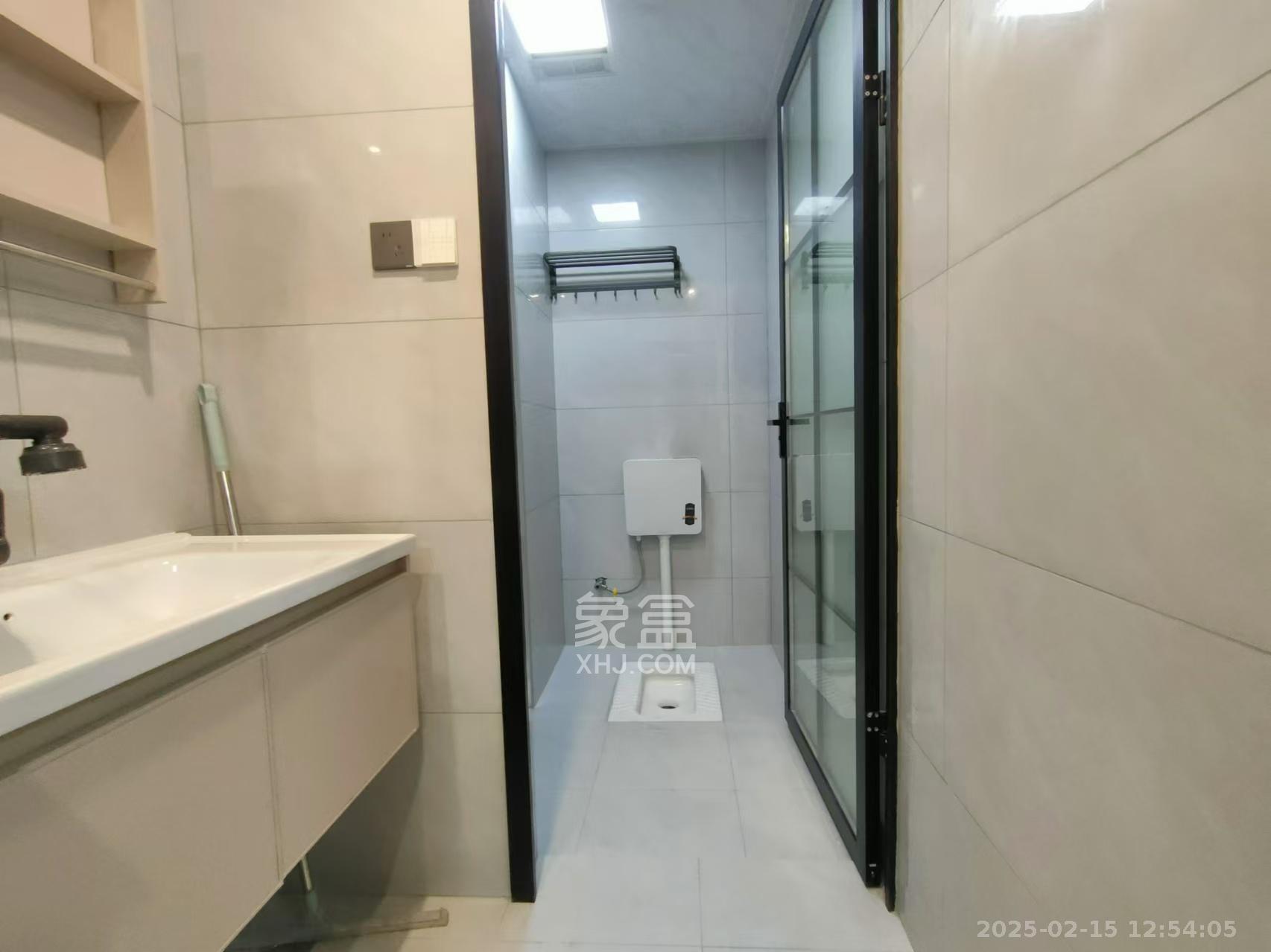 新城朗隽大都会 1室1厅1卫 1400.0元/月 新城朗隽大都会 1室1厅1卫 1400.0元/月室内图