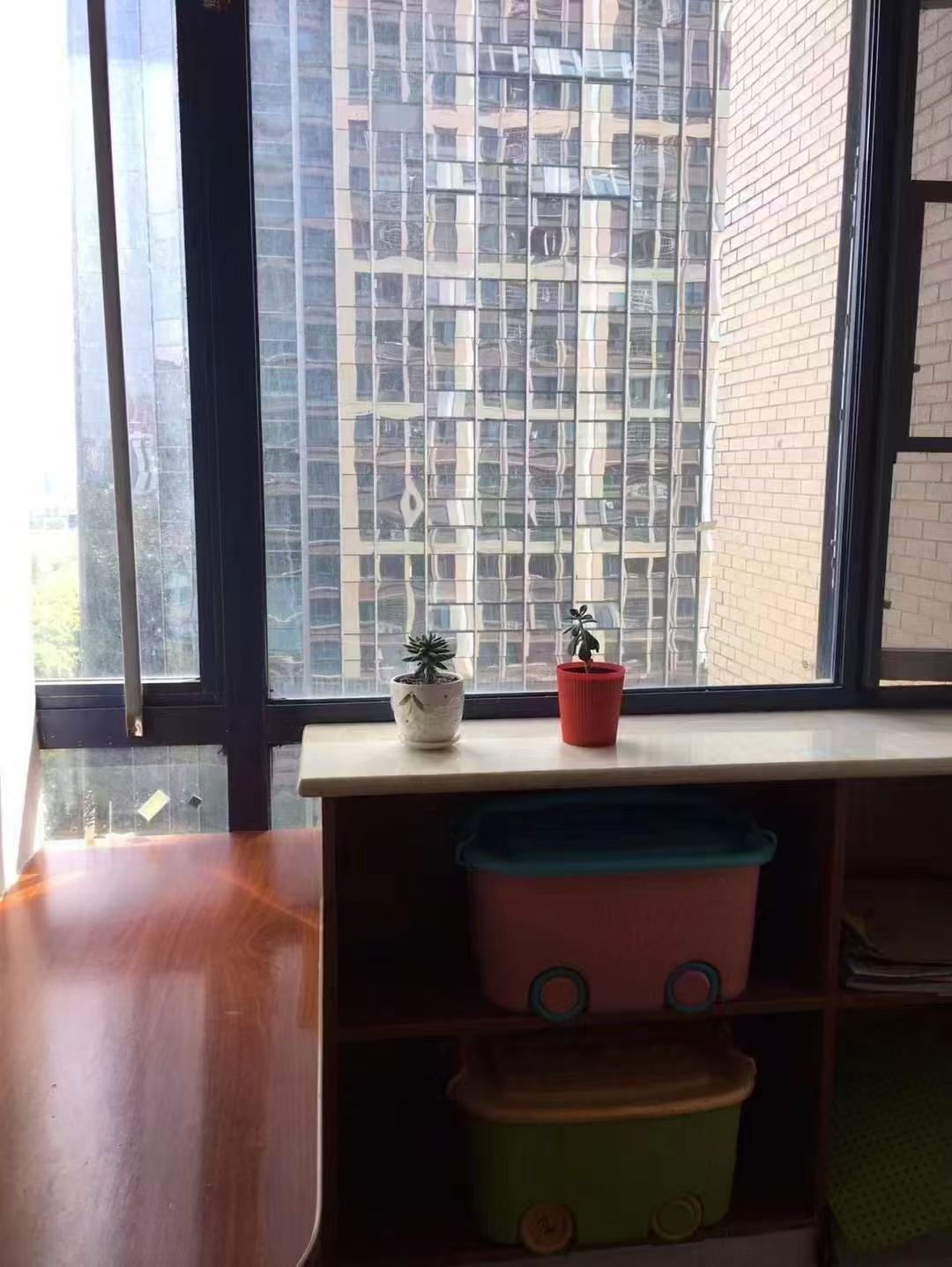 盛世时代广场  1室1厅1卫    1200.0元/月室内图