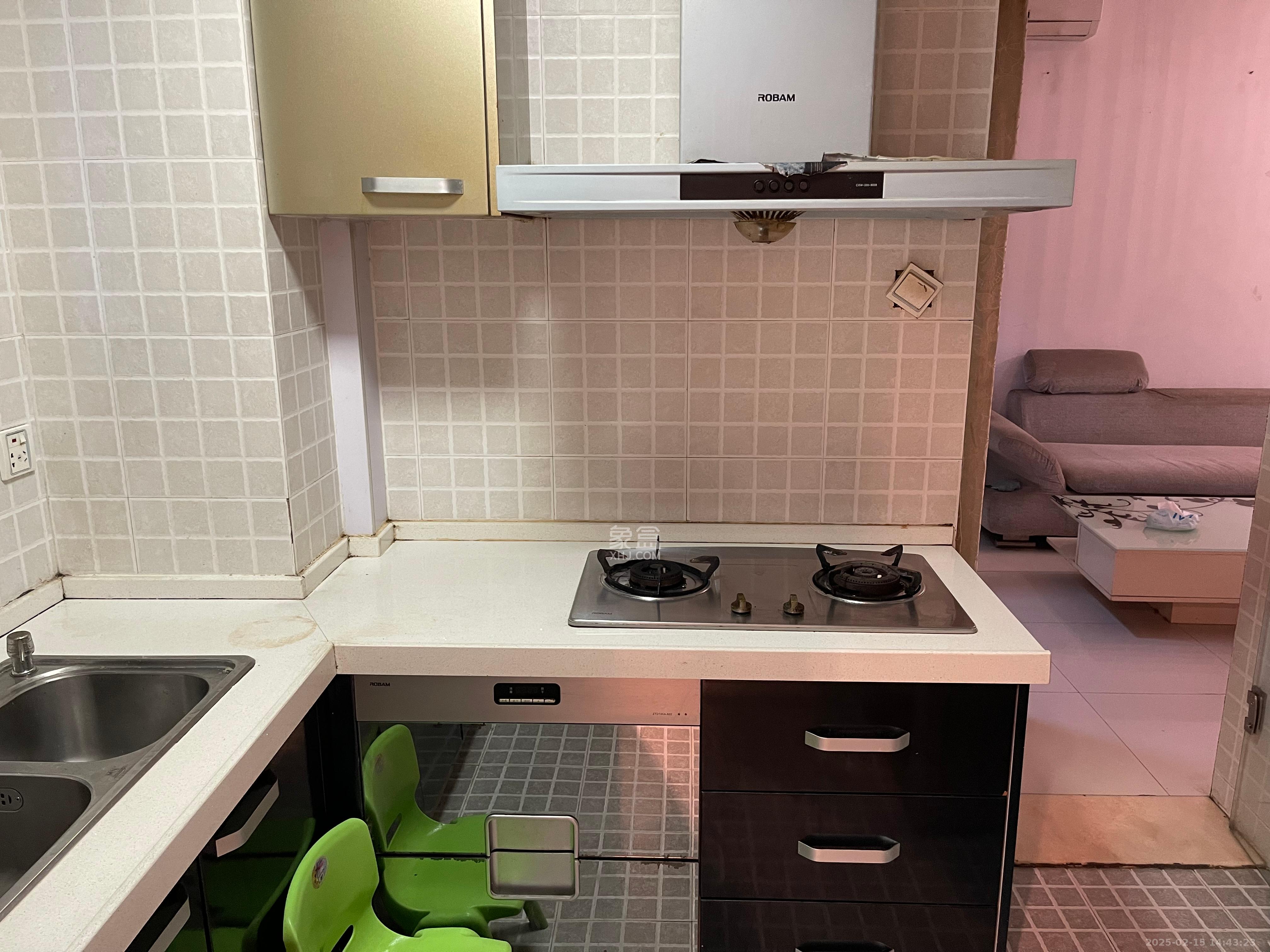 恒盛世家  3室1厅2卫    2200.0元/月 恒盛世家  3室1厅2卫    2200.0元/月室内图