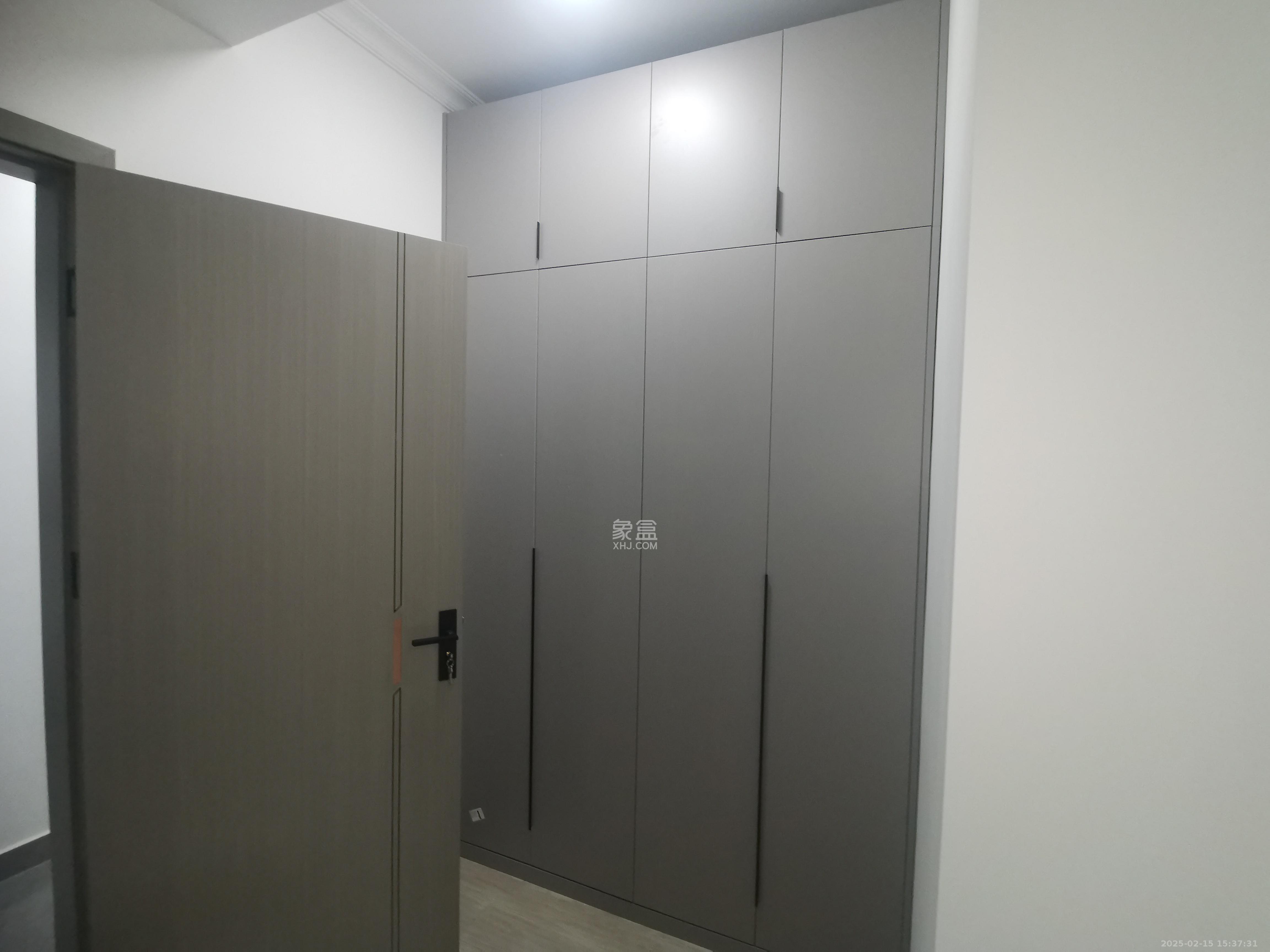 绿地麓湖郡  5室2厅2卫    4000.0元/月 绿地麓湖郡  5室2厅2卫    4000.0元/月室内图