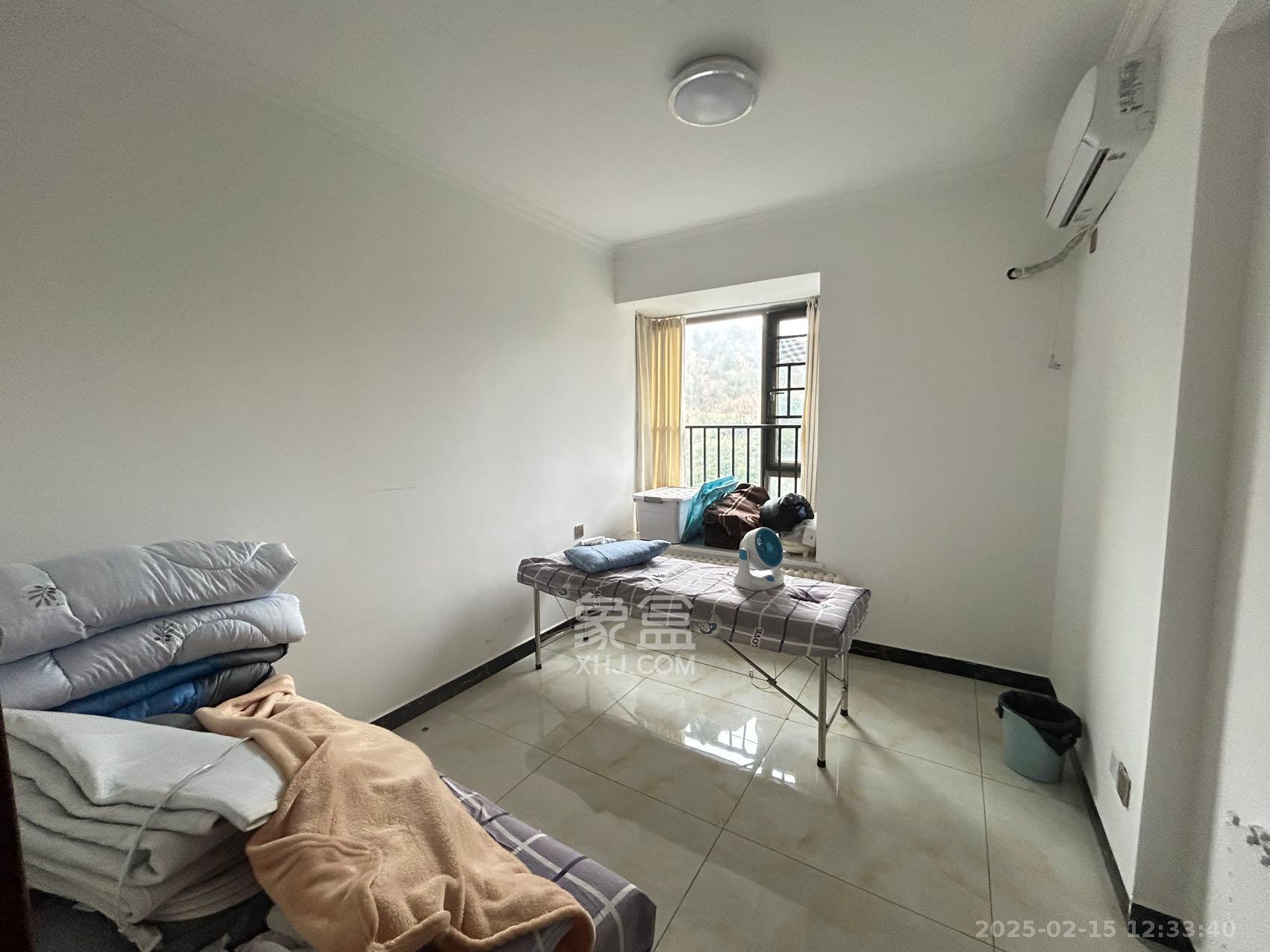 怡海星城 3室2厅2卫 2300.0元/月 怡海星城 3室2厅2卫 2300.0元/月室内图