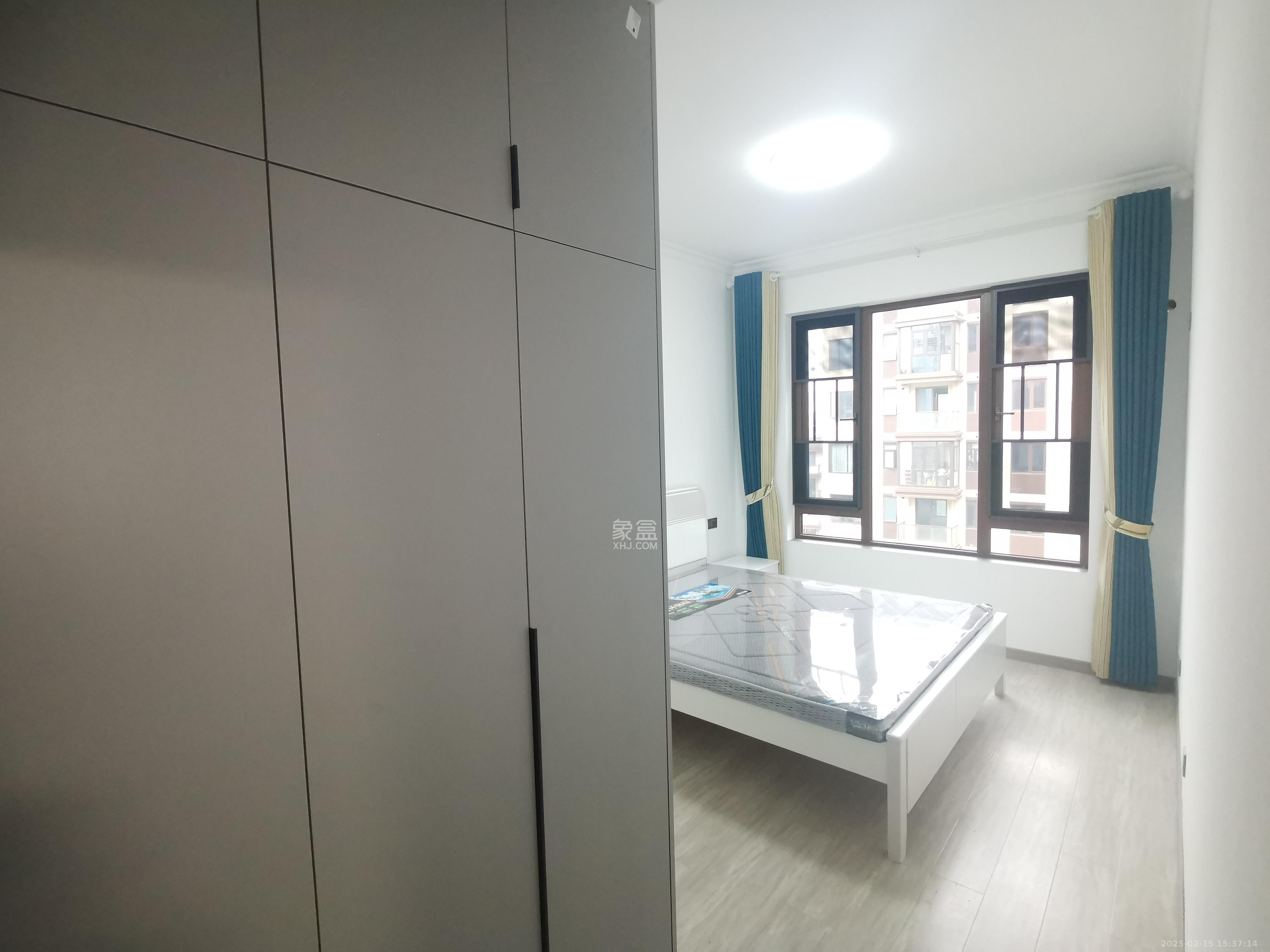 绿地麓湖郡  5室2厅2卫    4000.0元/月 绿地麓湖郡  5室2厅2卫    4000.0元/月室内图