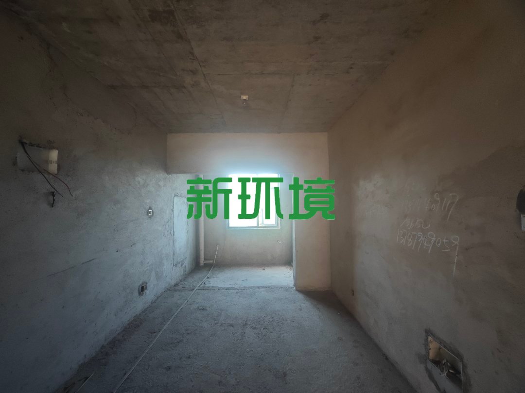 东方明珠  3室2厅2卫   58.80万客厅