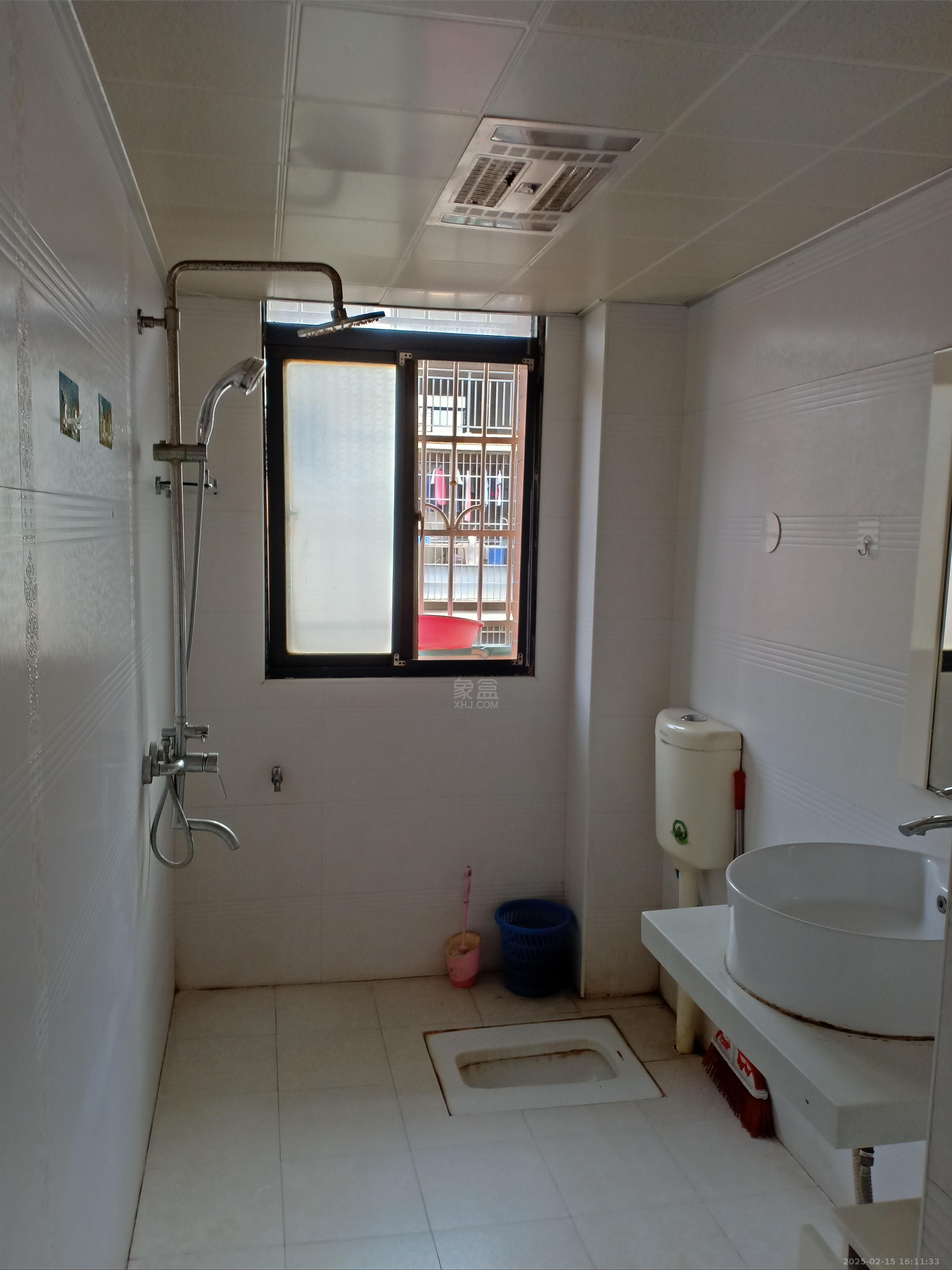 湘湾A区 2室2厅1卫 1200.0元/月 湘湾A区 2室2厅1卫 1200.0元/月室内图