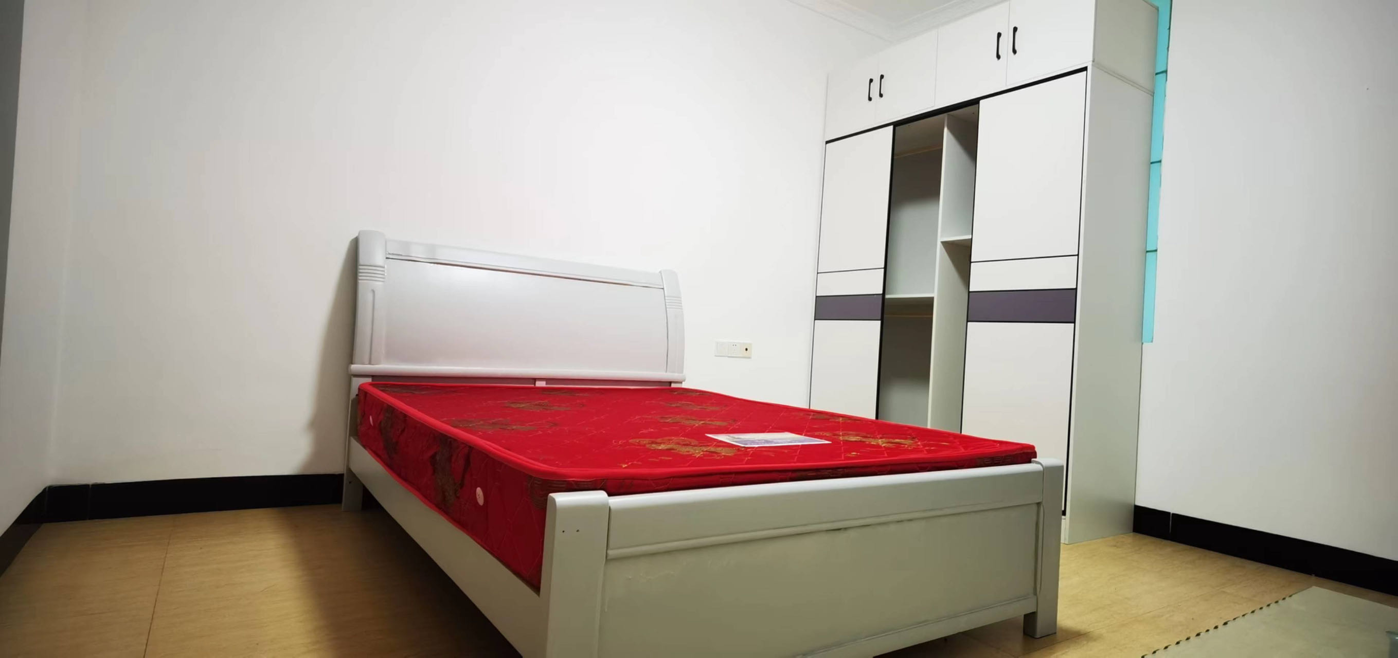 进步亚泰 2室2厅1卫 1400.0元/月 进步亚泰 2室2厅1卫 1400.0元/月室内图