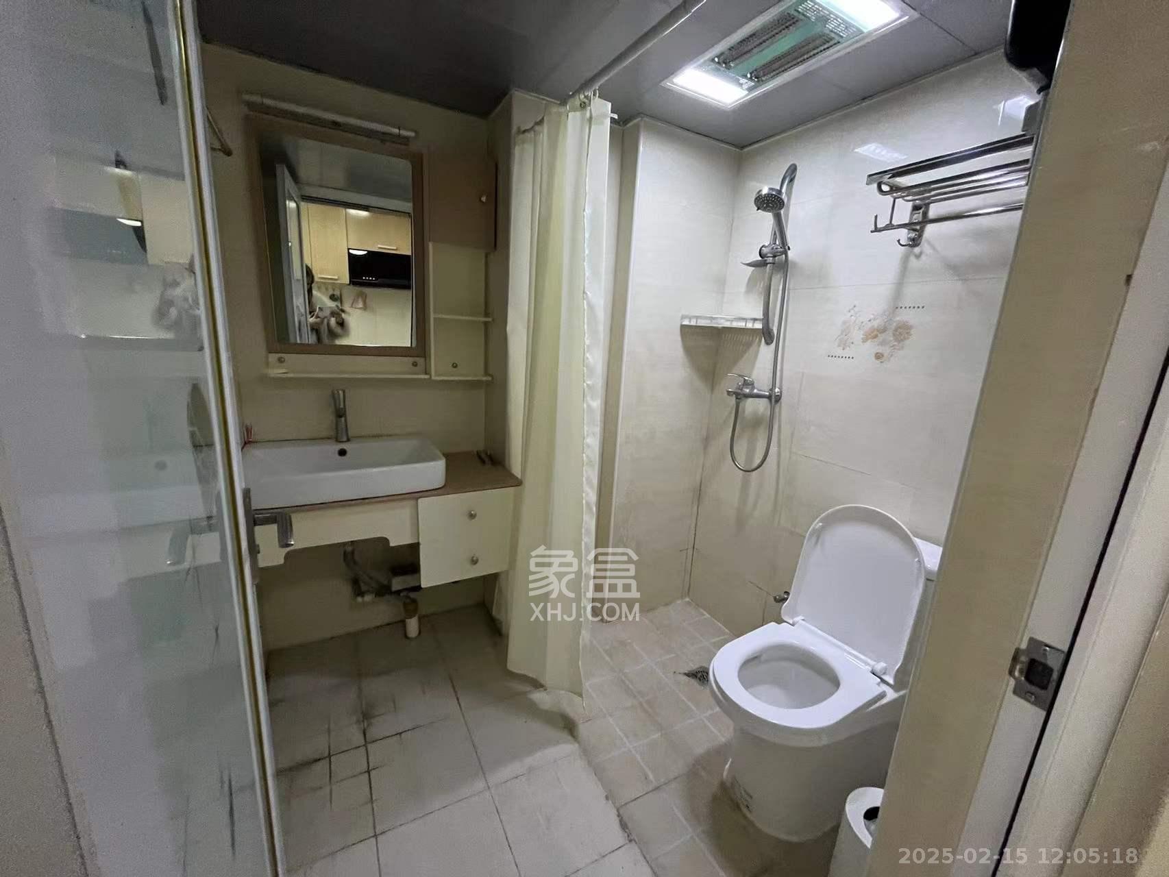 长城华都  1室1厅1卫    1700.0元/月室内图
