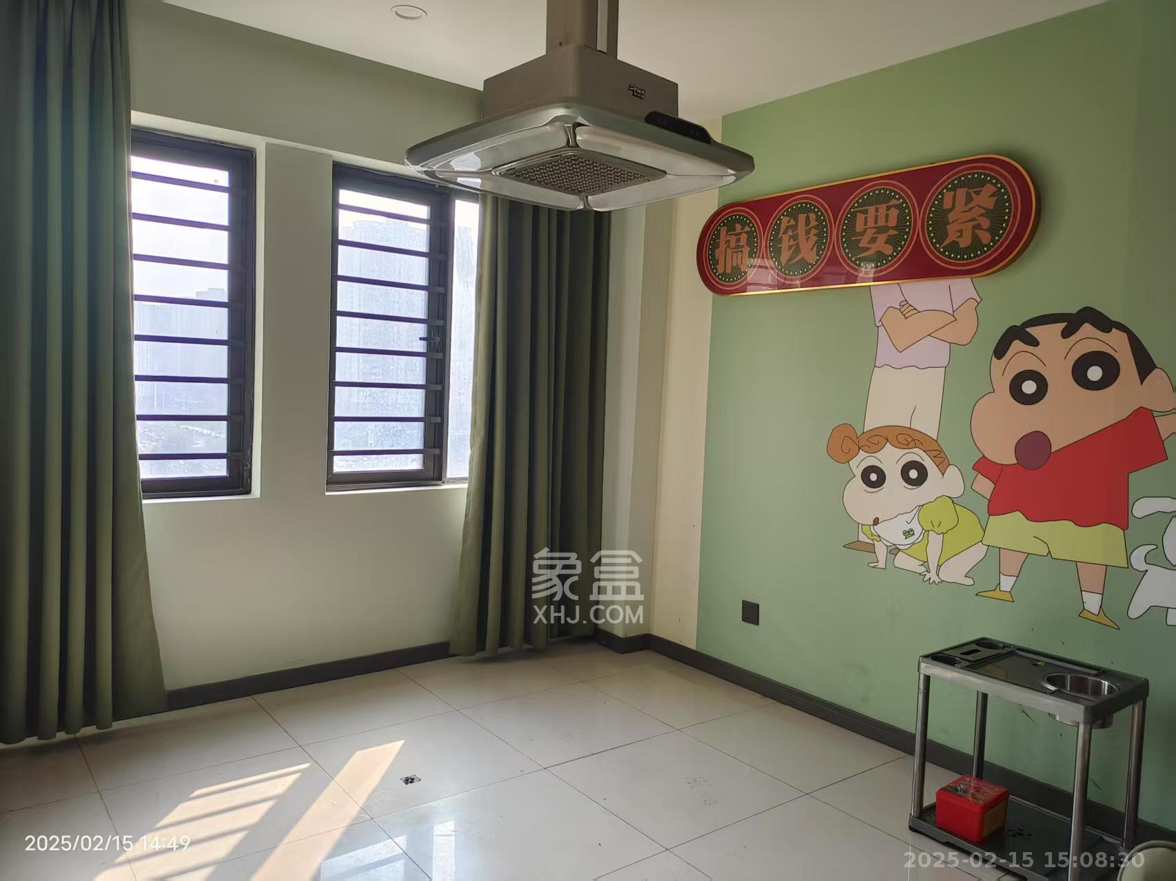 钰龙天下二期(钰龙佳园) 1室1厅1卫 5000.0元/月 钰龙天下二期(钰龙佳园) 1室1厅1卫 5000.0元/月室内图