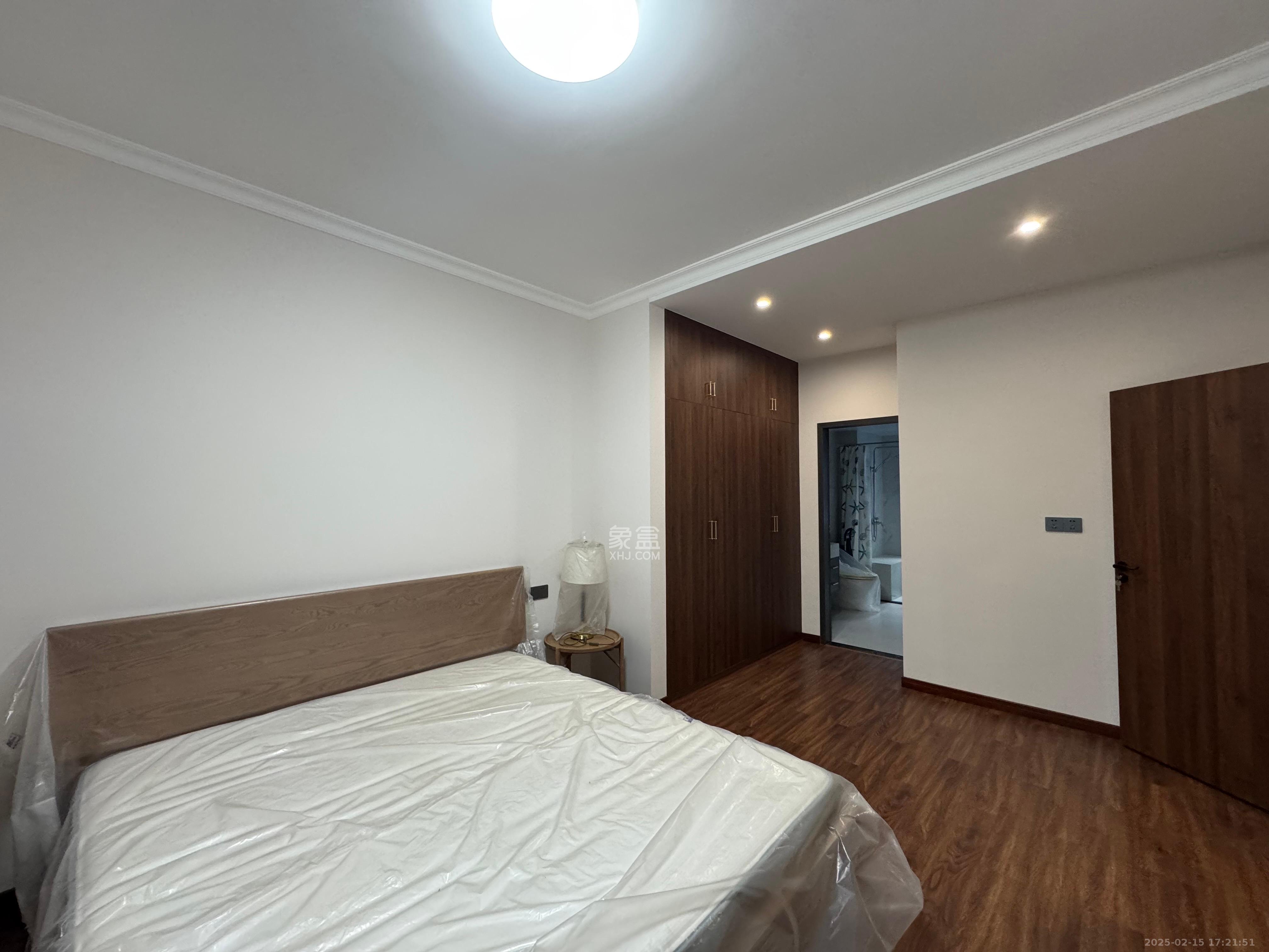 中粮观澜壹品 3室2厅3卫 3600.0元/月 中粮观澜壹品 3室2厅3卫 3600.0元/月室内图