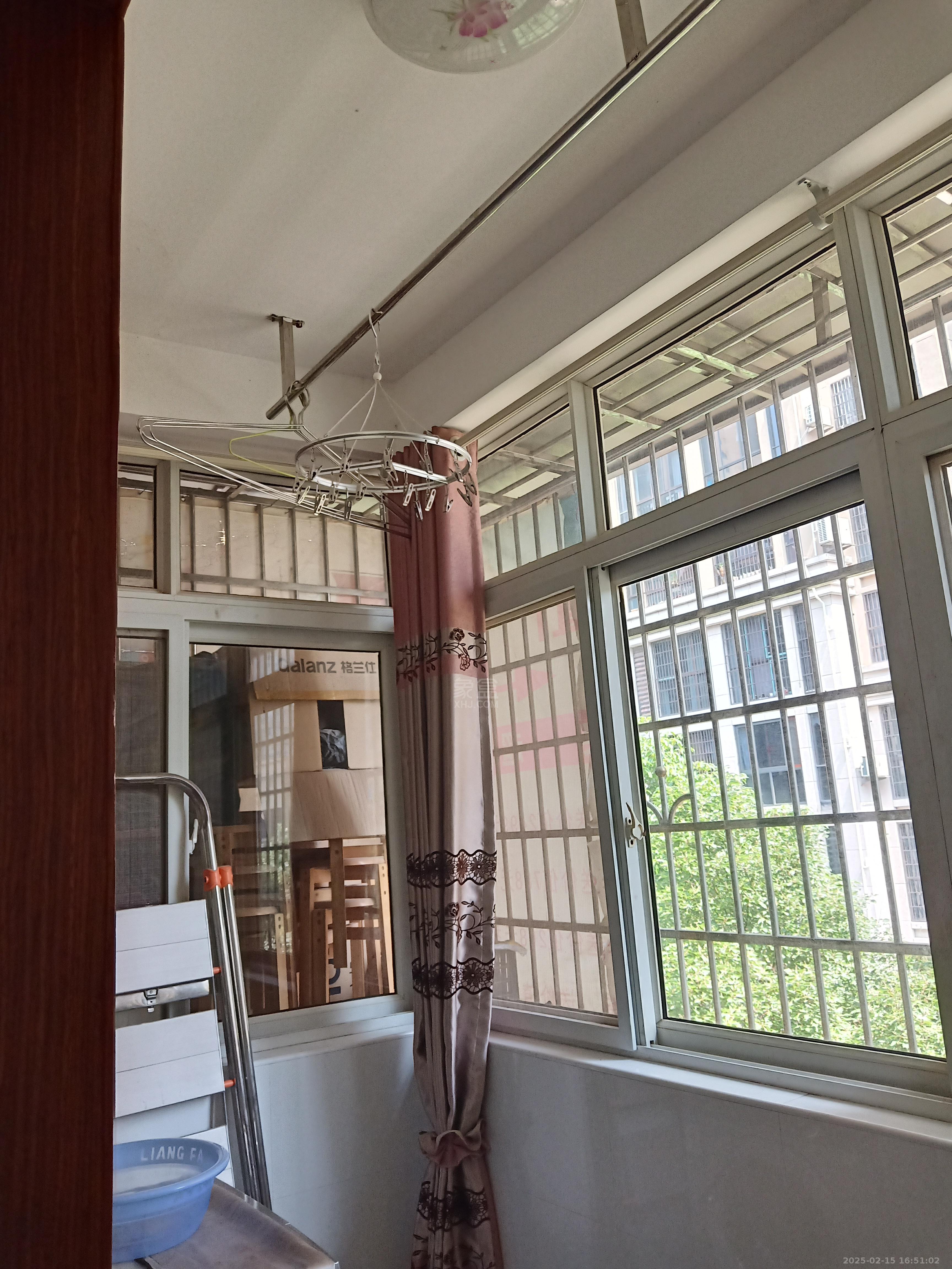 金帆小区 2室2厅1卫 1000.0元/月 金帆小区 2室2厅1卫 1000.0元/月室内图