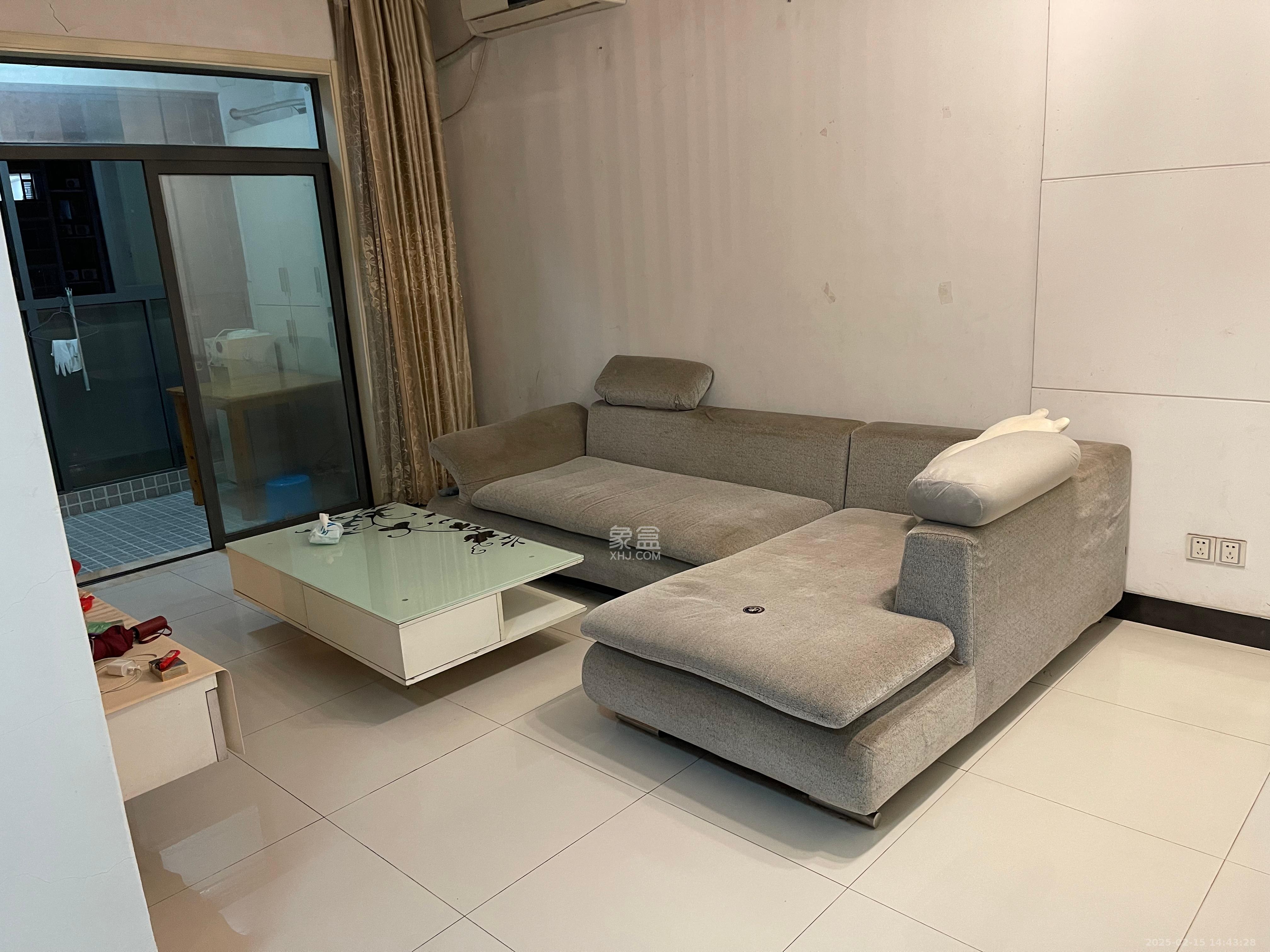 恒盛世家  3室1厅2卫    2200.0元/月 恒盛世家  3室1厅2卫    2200.0元/月室内图