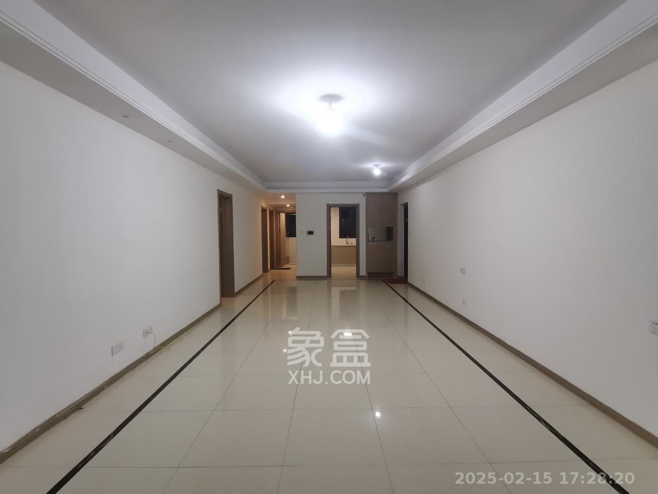 长沙高铁吾悦广场 3室2厅2卫 3300.0元/月 长沙高铁吾悦广场 3室2厅2卫 3300.0元/月室内图