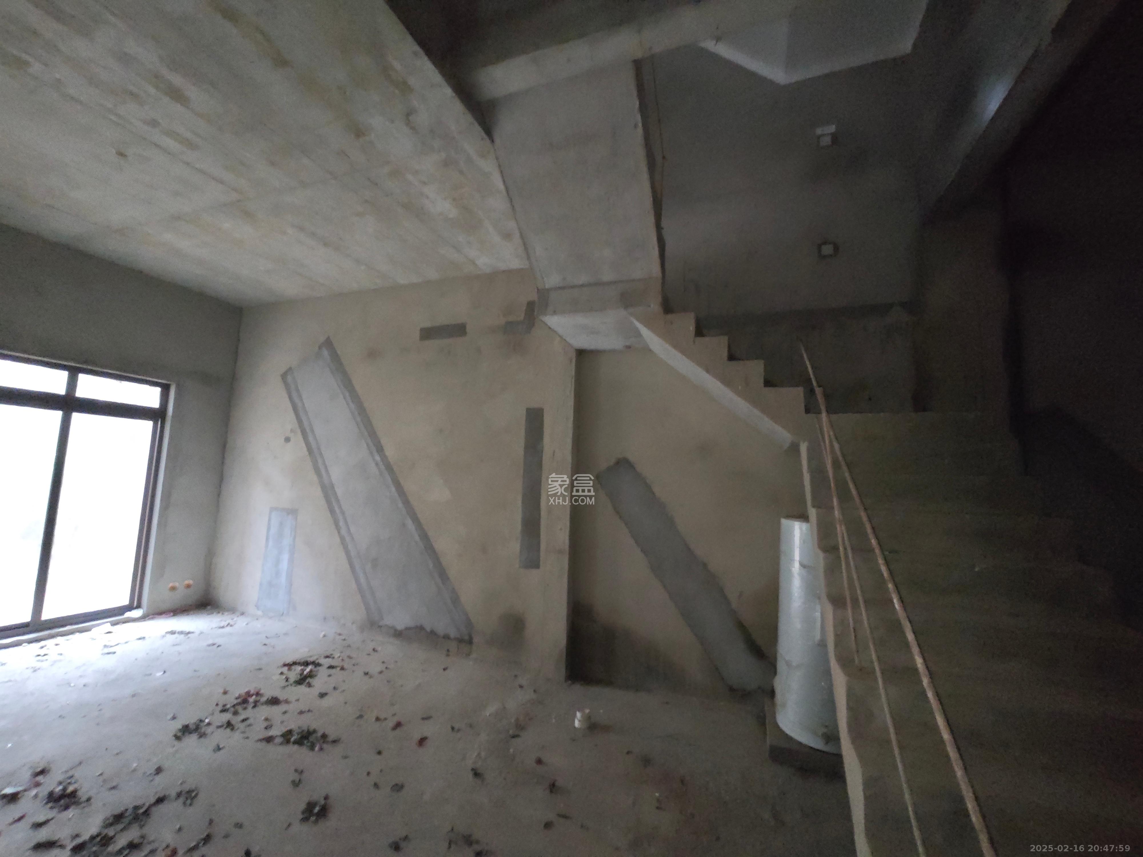 龙湖湘风原著(龙湖湘风星城) 1室0厅0卫 3500.0元/月 龙湖湘风原著(龙湖湘风星城) 1室0厅0卫 3500.0元/月室内图