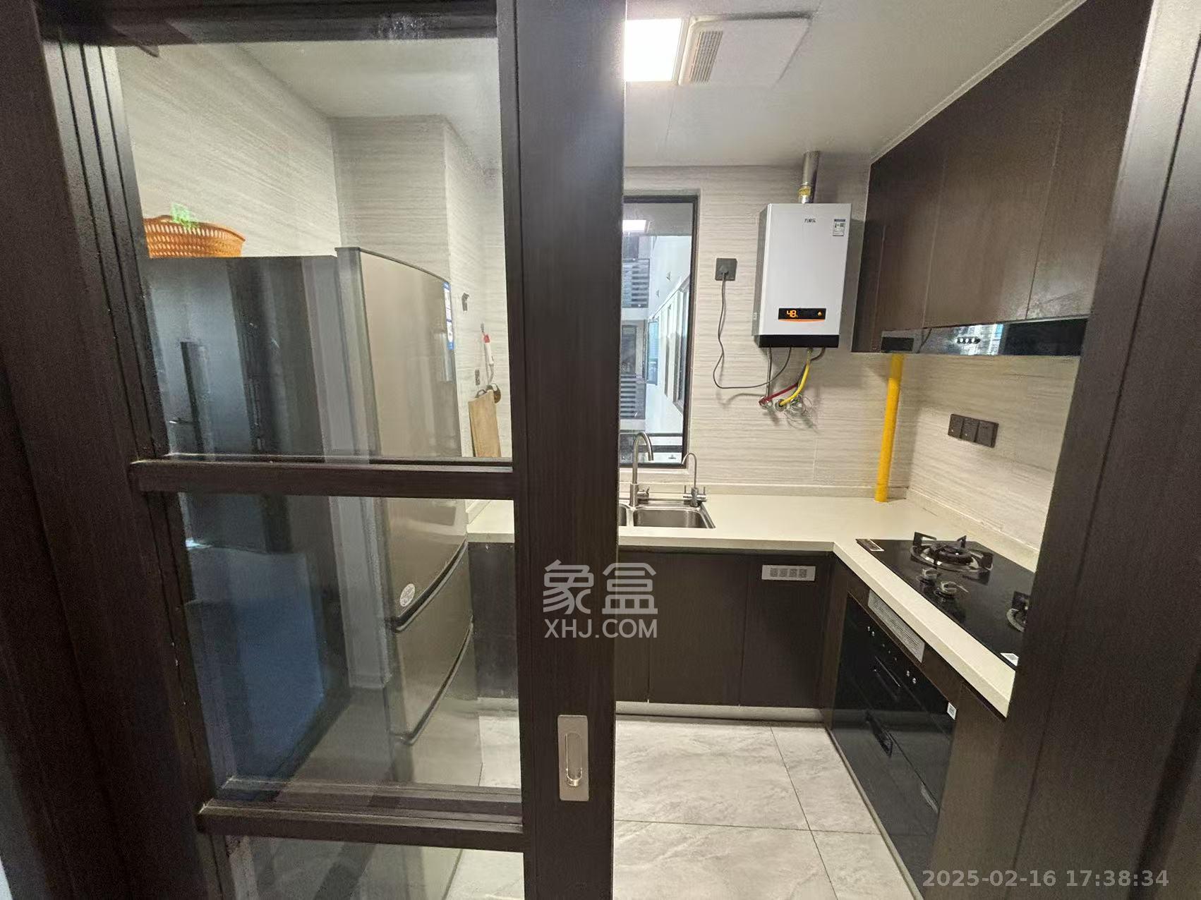 长沙美的麓府  3室2厅2卫   2800.00元/月室内图