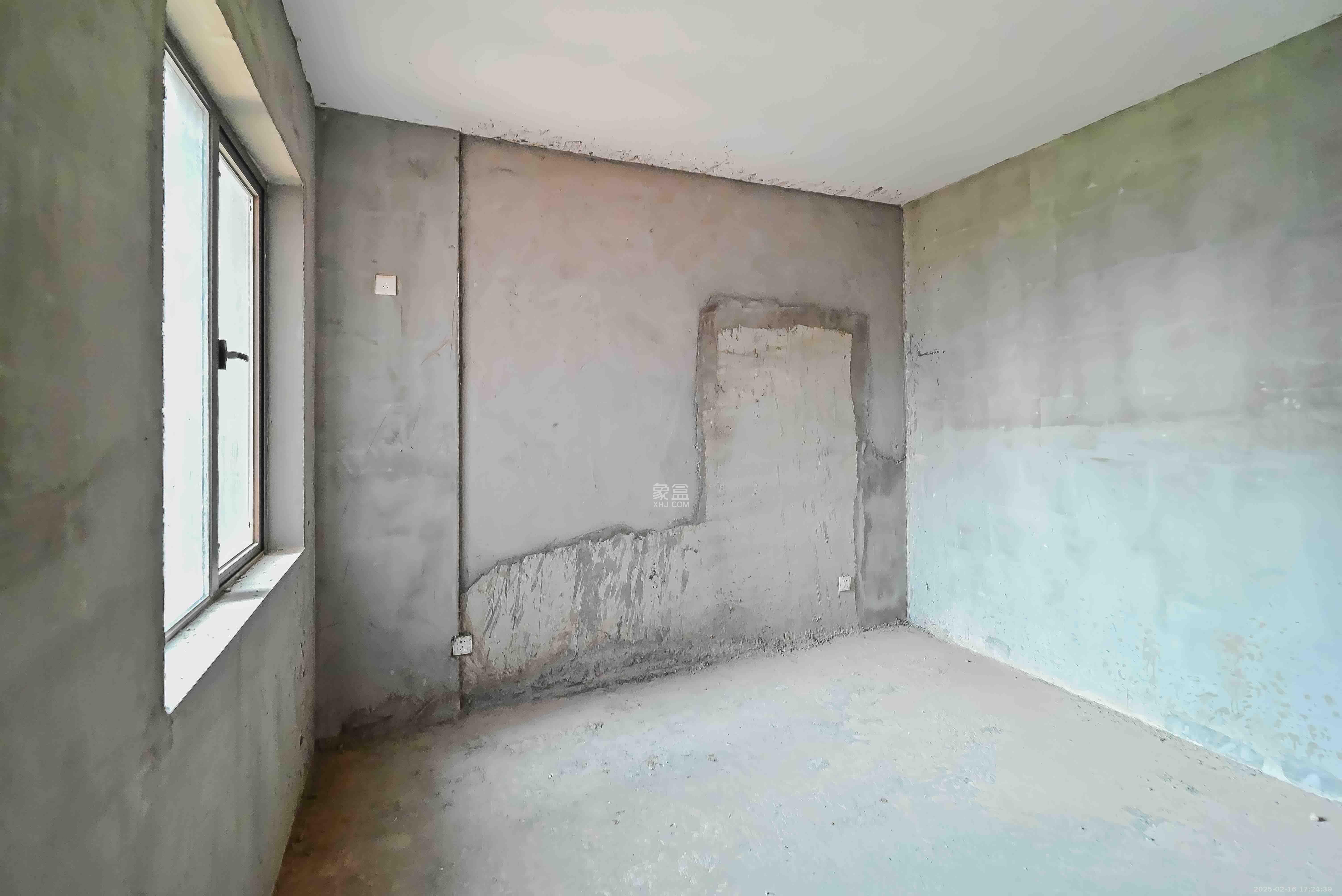 半山壹号  2室2厅1卫    1000.0元/月 半山壹号  2室2厅1卫    1000.0元/月室内图