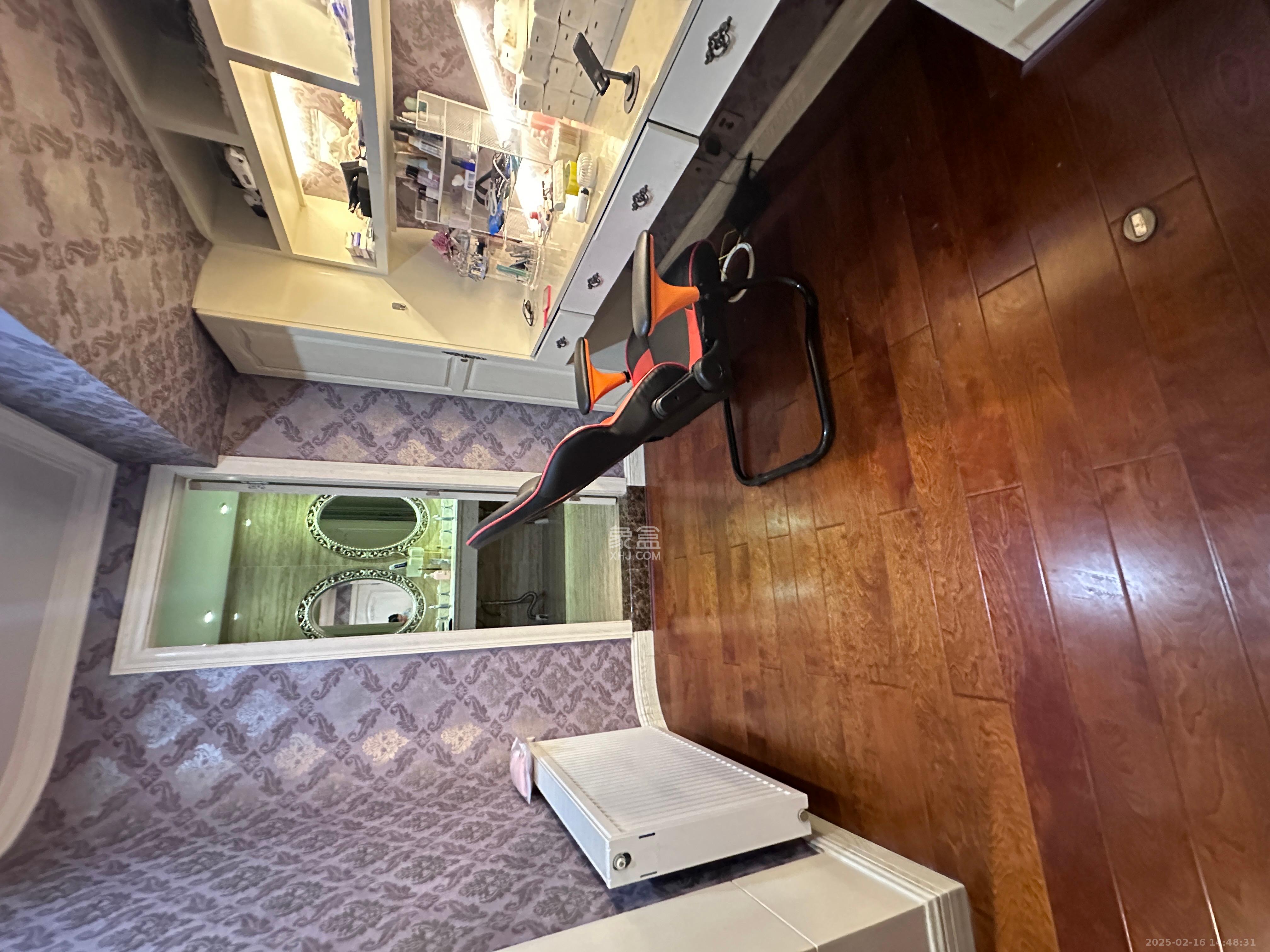 兴汉大厦 2室1厅1卫 3380.0元/月 兴汉大厦 2室1厅1卫 3380.0元/月室内图