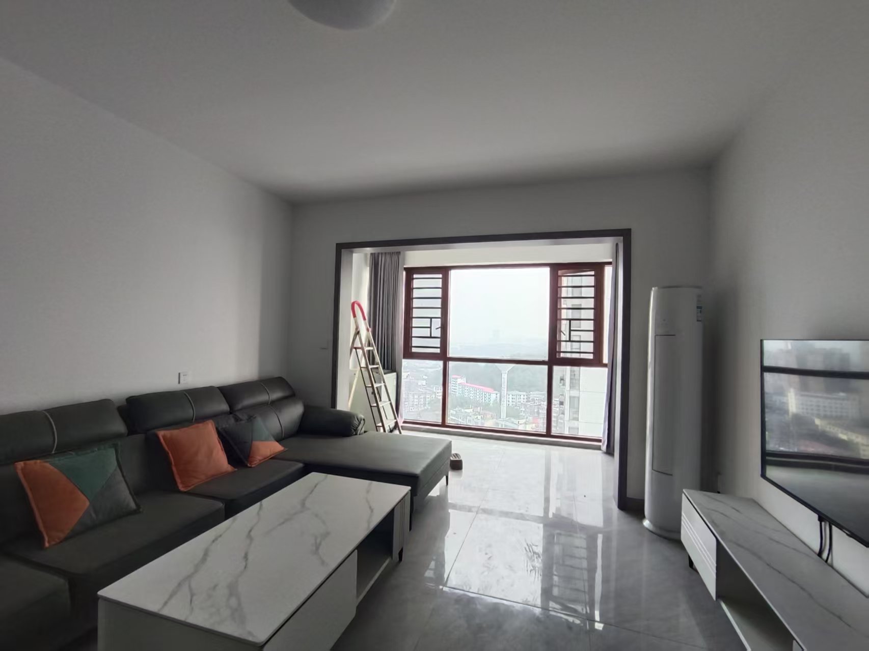 百翔佳园 3室2厅2卫 62.8万 百翔佳园 3室2厅2卫 62.8万室内图